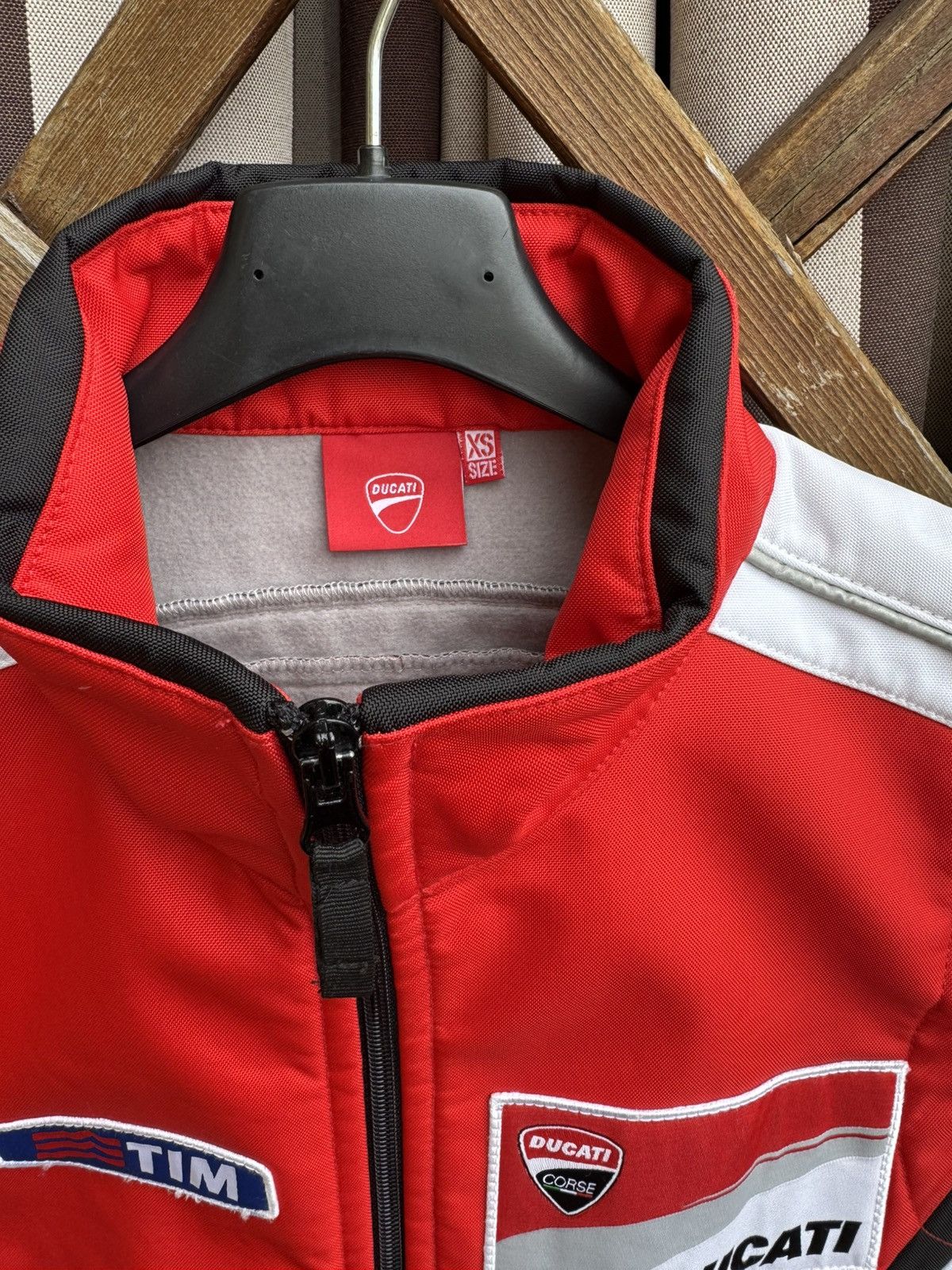 Ducati Ducati team vest Size US XS / EU 42 / 0 - 3 Thumbnail