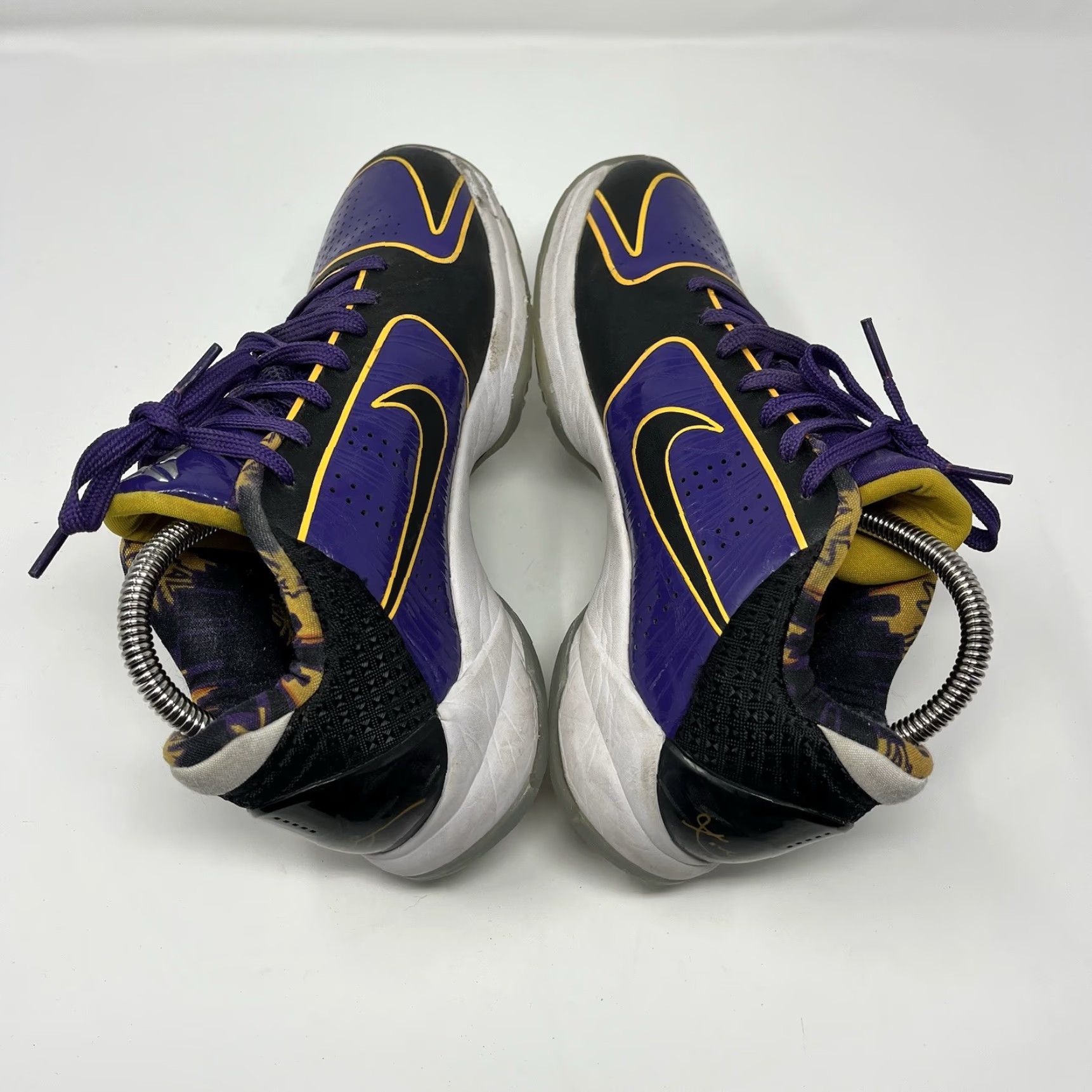 Nike Nike Kobe Bryant 5 Protro Sneaker CD4991-500 Men 8 Purple Black Gold Court Protro 2020 Shoes Size US 8 / EU 41 - 5 Thumbnail