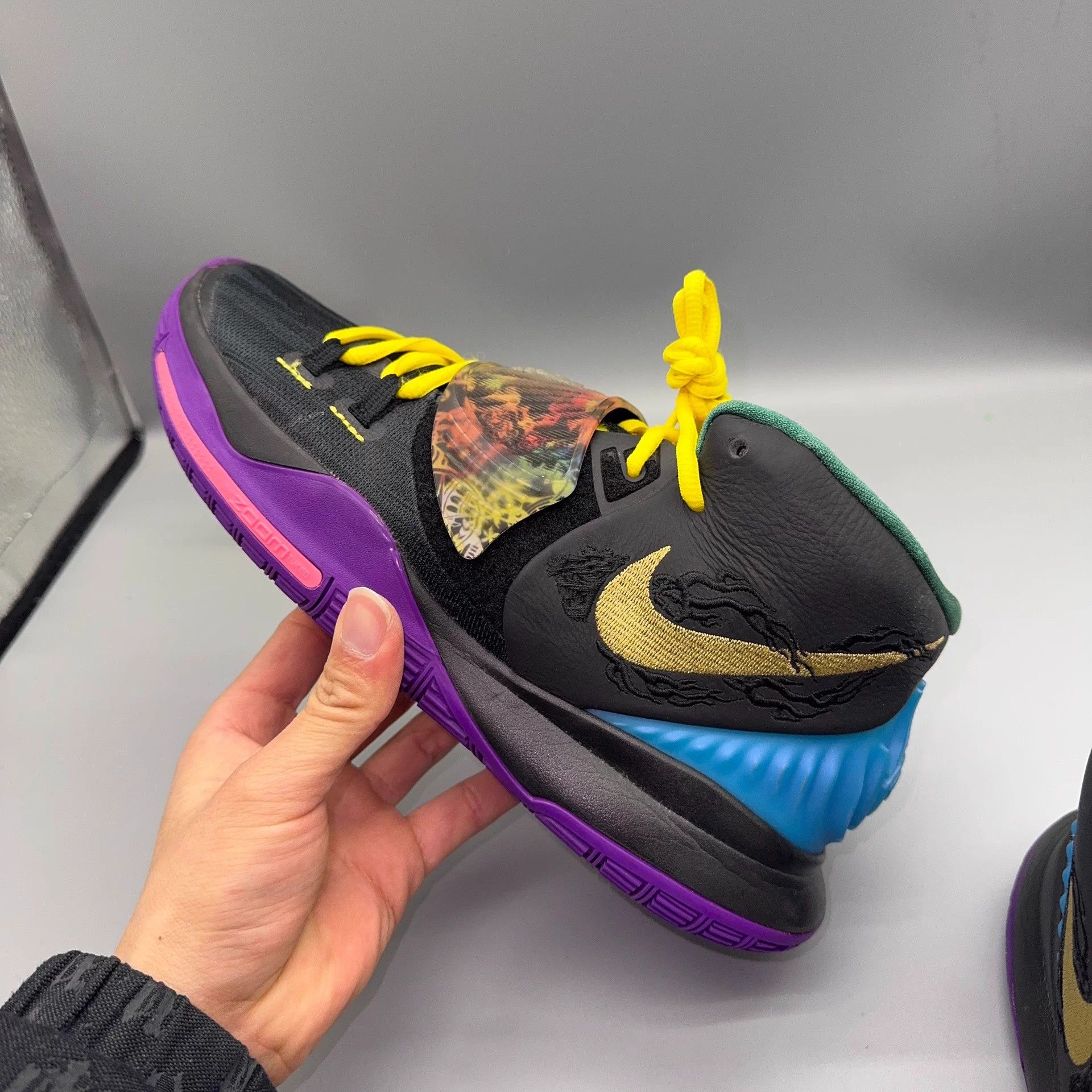 Nike Nike Kyrie 6 Chinese New Year Blue Purple Size US 9.5 / EU 42-43 - 6 Thumbnail