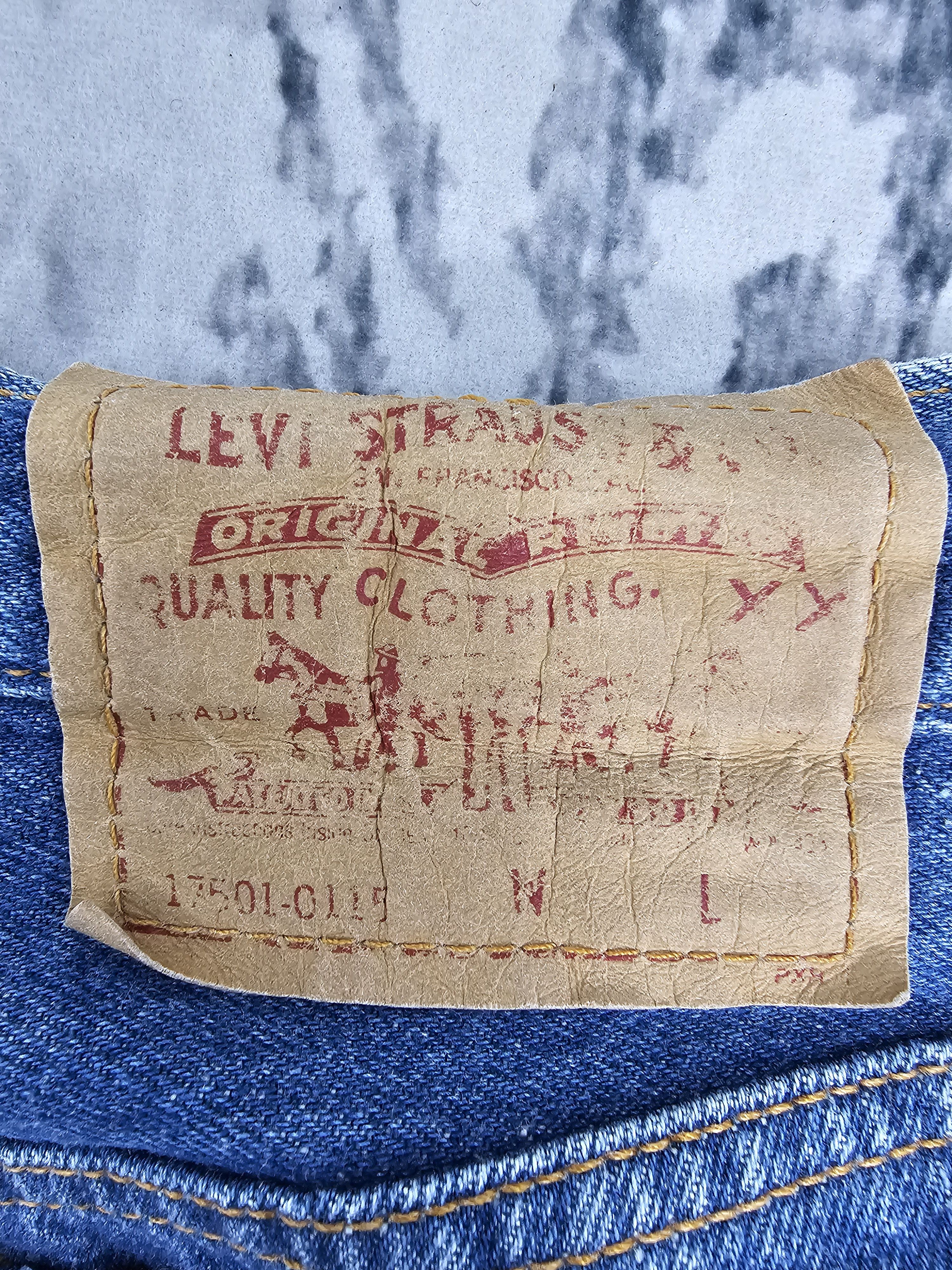 Levi's Vintage Clothing Vintage LEVIS 17501 Carrot Cut Moms Blue Jeans L0458 Size US 27 - 11 Thumbnail