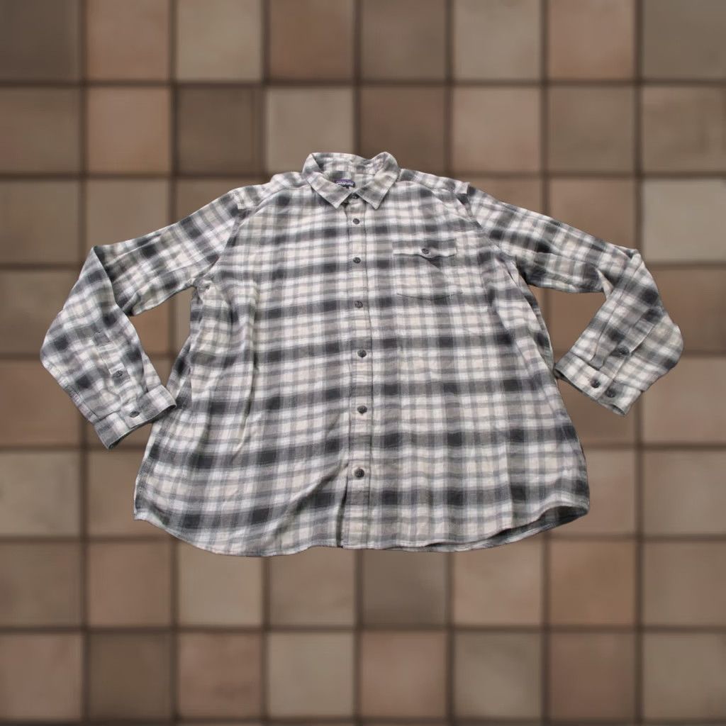 Patagonia Patagonia Shirt Men 2XL Plaid Flannel Lightweight Organic Country Outdoor 54020 Size US XXL / EU 58 / 5 - 1 Thumbnail