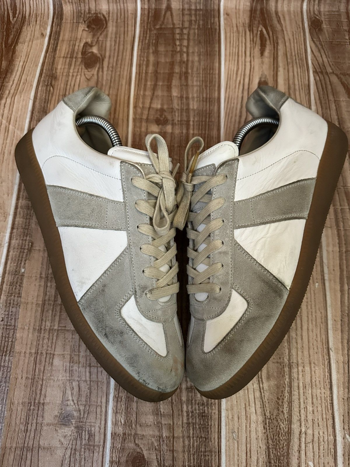 Maison Margiela Maison Margiela REPLICA GAT Gray/White Lowtop Sneaks Size US 8 / EU 41 - 7 Thumbnail
