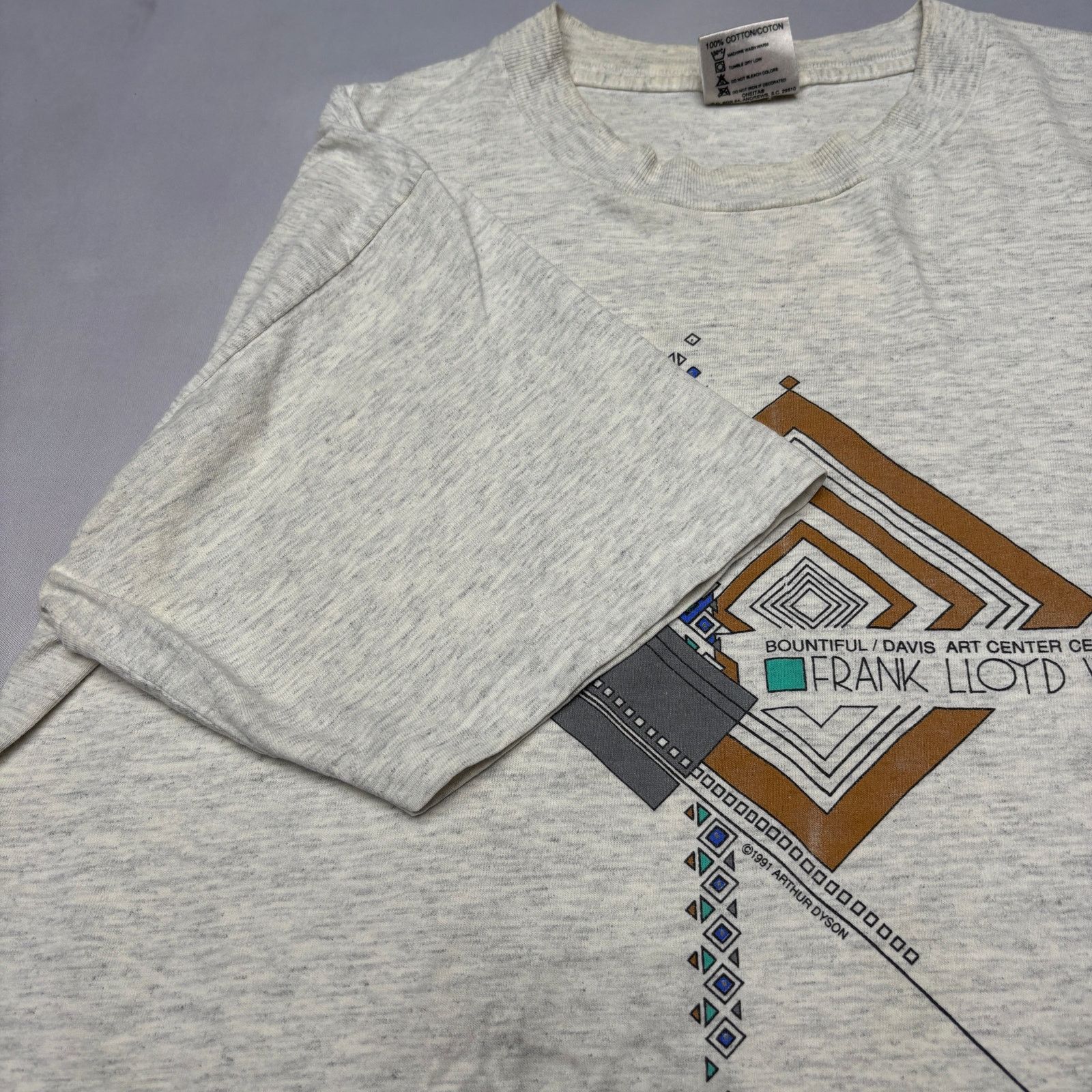 Vintage VTG 1991 Frank Lloyd Wright Bountiful Davis Art Center XL Size US XL / EU 56 / 4 - 5 Thumbnail