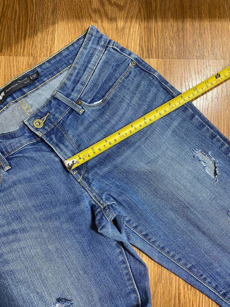 Levi's 90s Vintage Levi's Jeans Made In USA Distressed Denim Size US 27 - 5 Thumbnail