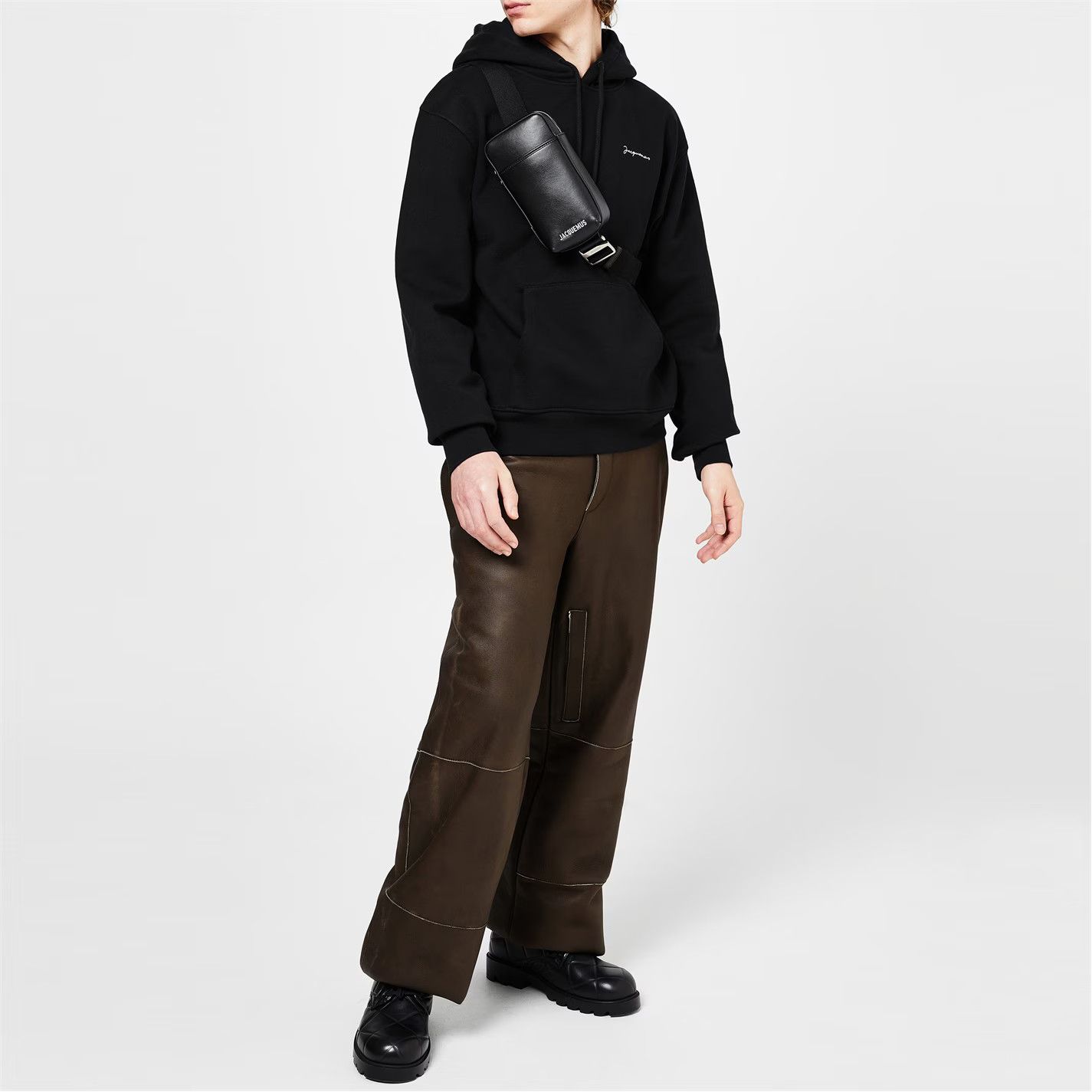 Jacquemus o1g2r1mq0426 Gros Grain Hoodie in Black Size US XS / EU 42 / 0 - 5 Thumbnail