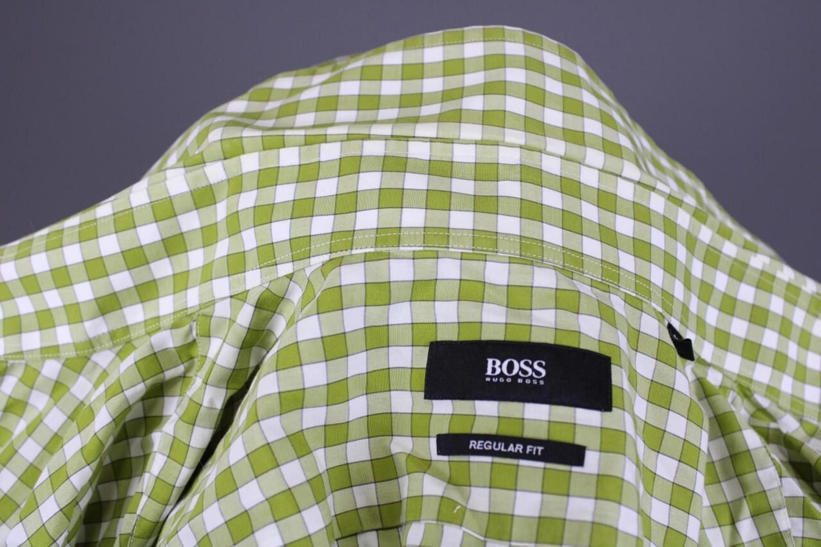 Hugo Boss Hugo Boss Slim Fit Button Down Green Shirt Size 38 / 15 Size US L / EU 52-54 / 3 - 10 Thumbnail