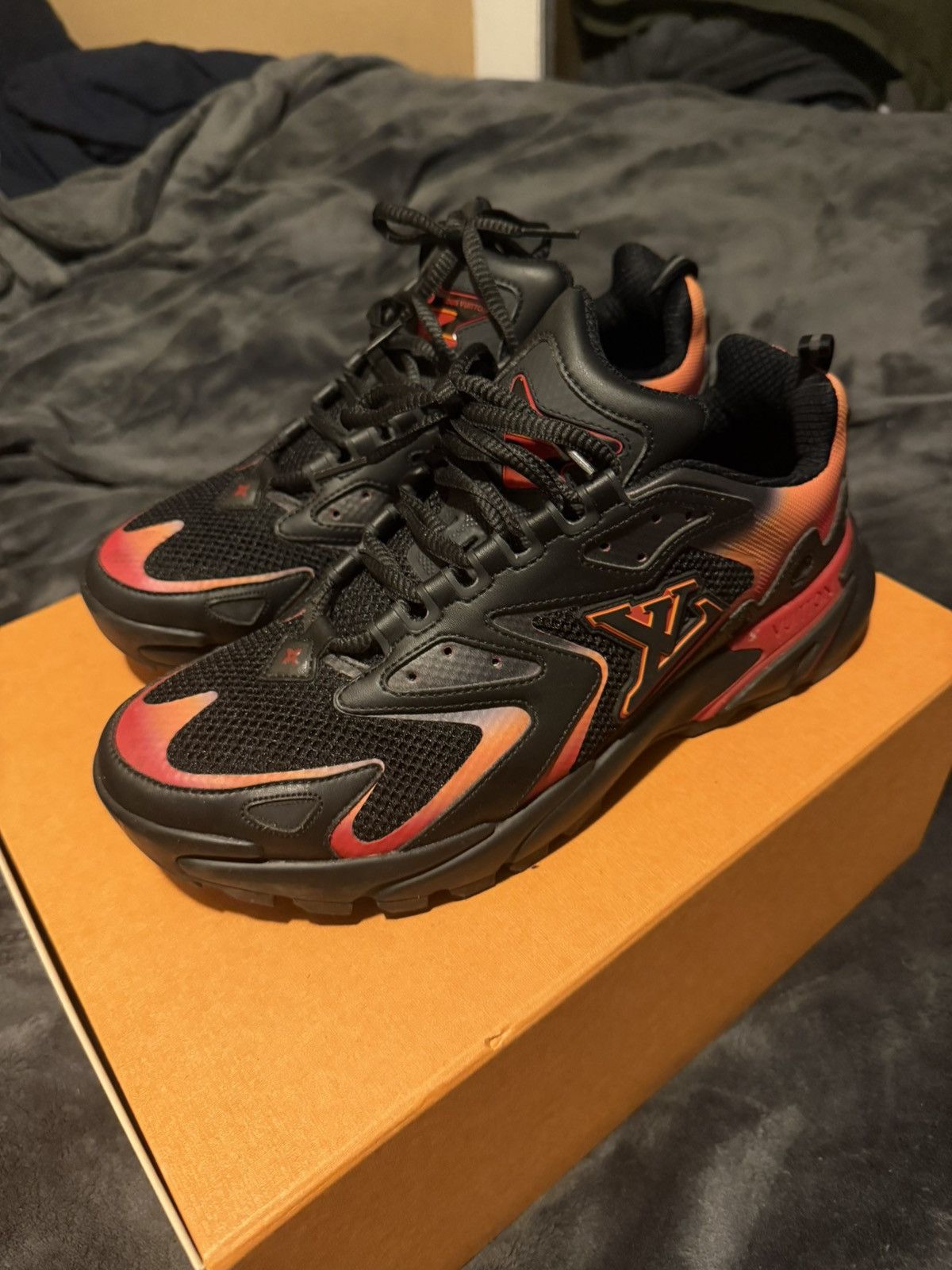 Louis Vuitton Louis Vuitton Black/Multicolor runner sneaker Size US 9.5 / EU 42-43 - 1 Thumbnail
