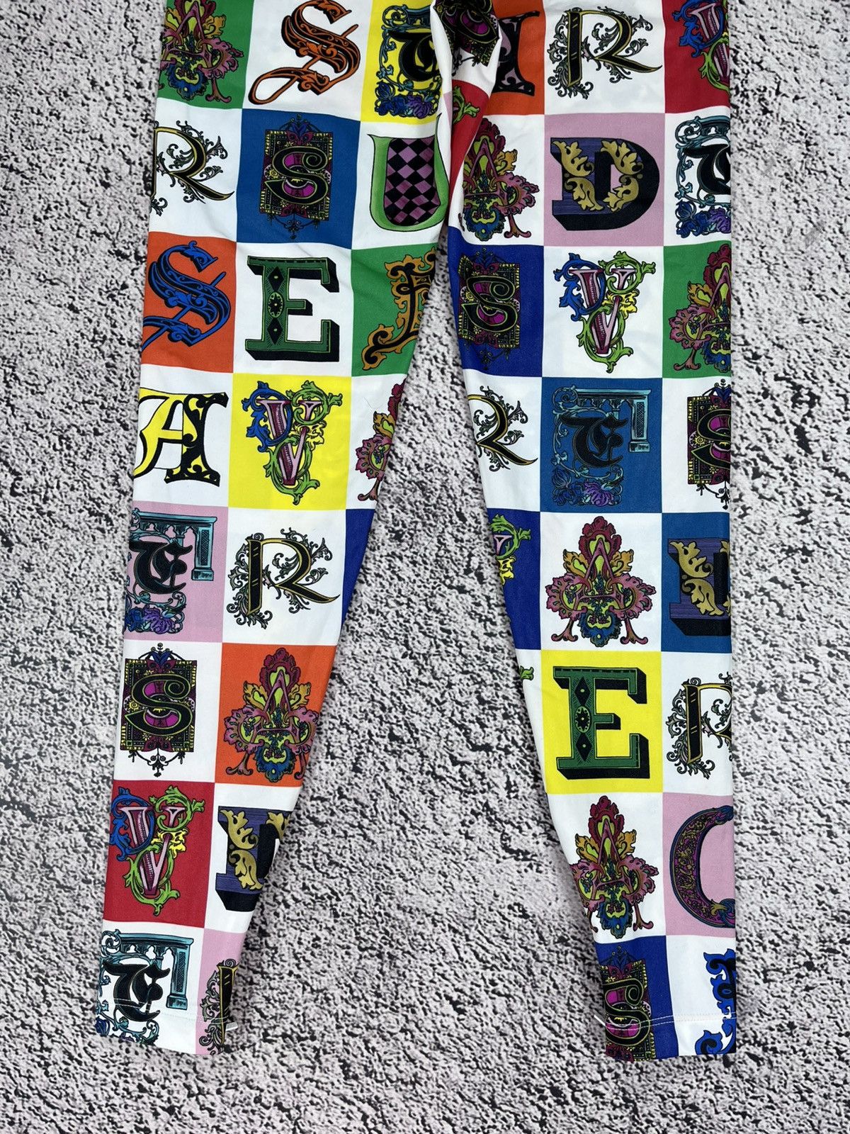 Versace Vintage Versace Logo AOP Monogrammed Leggings Pants size 42 Size 28" / US 6 / IT 42 - 6 Thumbnail