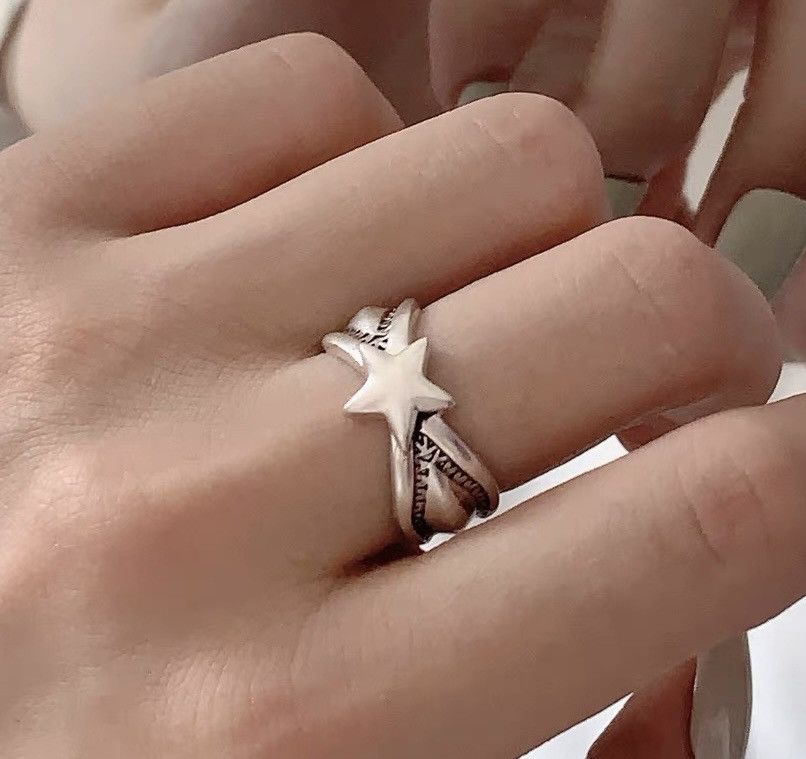 Japanese Brand × Jewelry 2000s y2k retro vintage matte star adjustable ring Size ONE SIZE - 1 Thumbnail