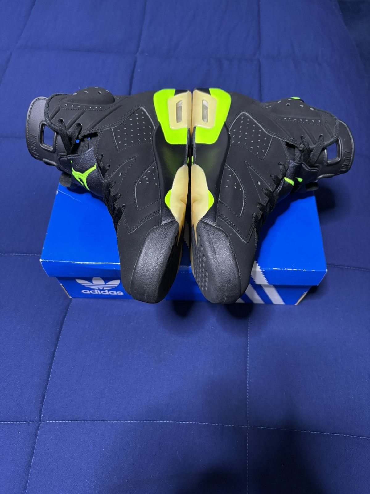 Jordan Brand Jordan 6 Retro Electric Green 2021 Size 9.5 Size US 9.5 / EU 42-43 - 4 Thumbnail