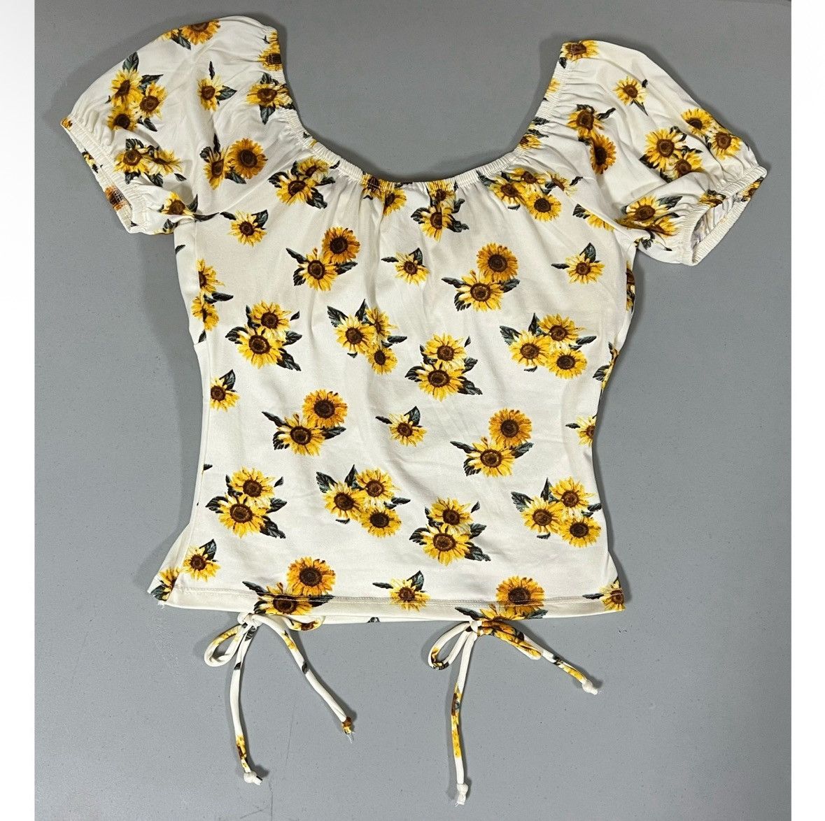 Vintage Sunflower Ruched Short Sleeve Top Shirt Blouse Size S 🌻✨ Size S / US 4 / IT 40 - 4 Thumbnail