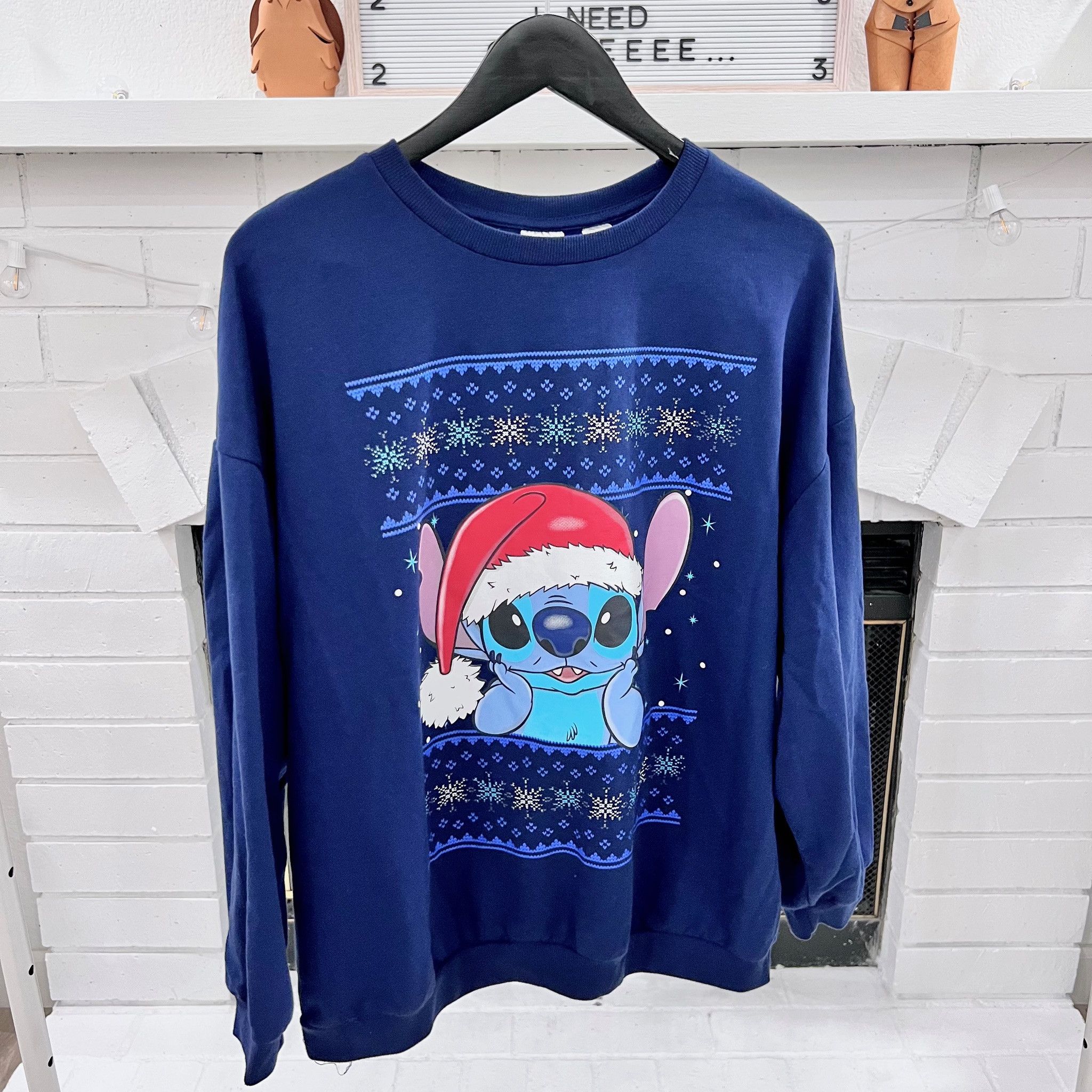 Disney Disney Lilo & Stitch Santa Hat Crew Sweatshirt Pullover Size US XL / EU 56 / 4 - 1 Thumbnail
