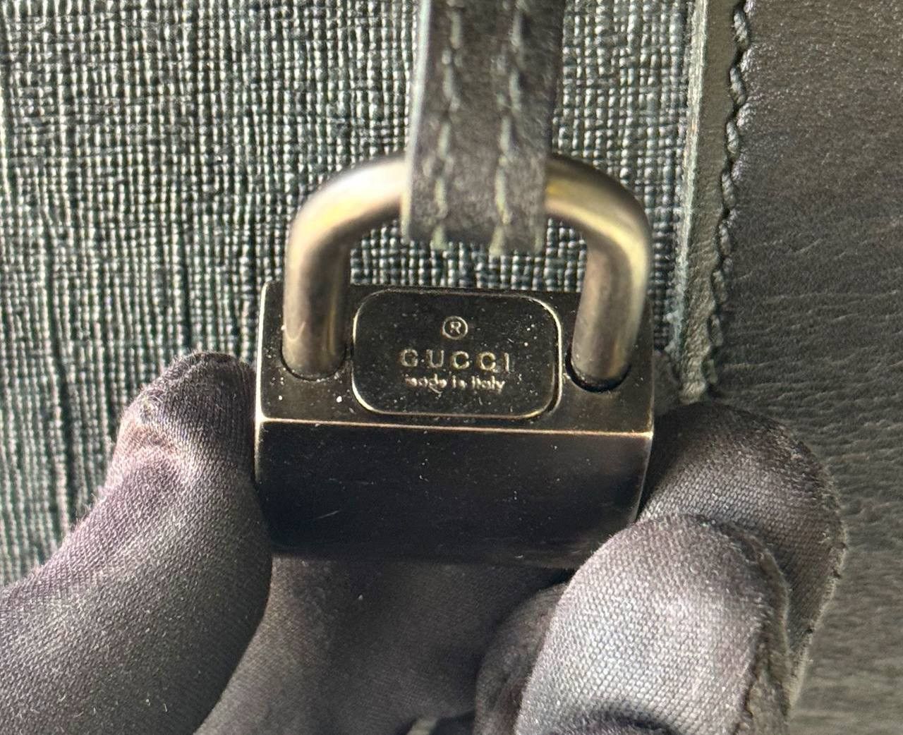 Gucci Gucci GG Large Supreme Duffle Bag Gray Black Keys Strap Lock Size ONE SIZE - 9 Thumbnail