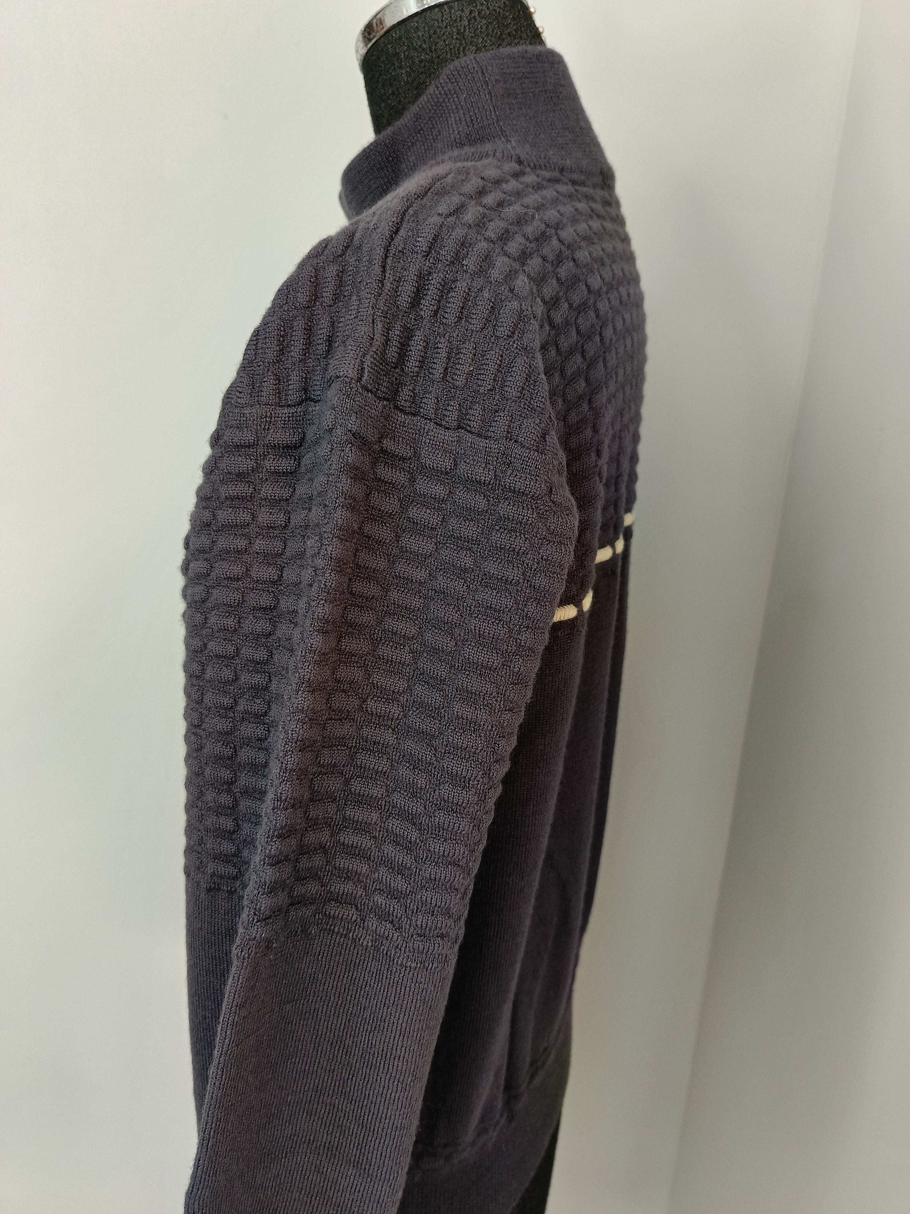 Issey Miyake Issey Miyake Japan 90s wool gray turtle neck sweater medium Size US S / EU 44-46 / 1 - 6 Thumbnail