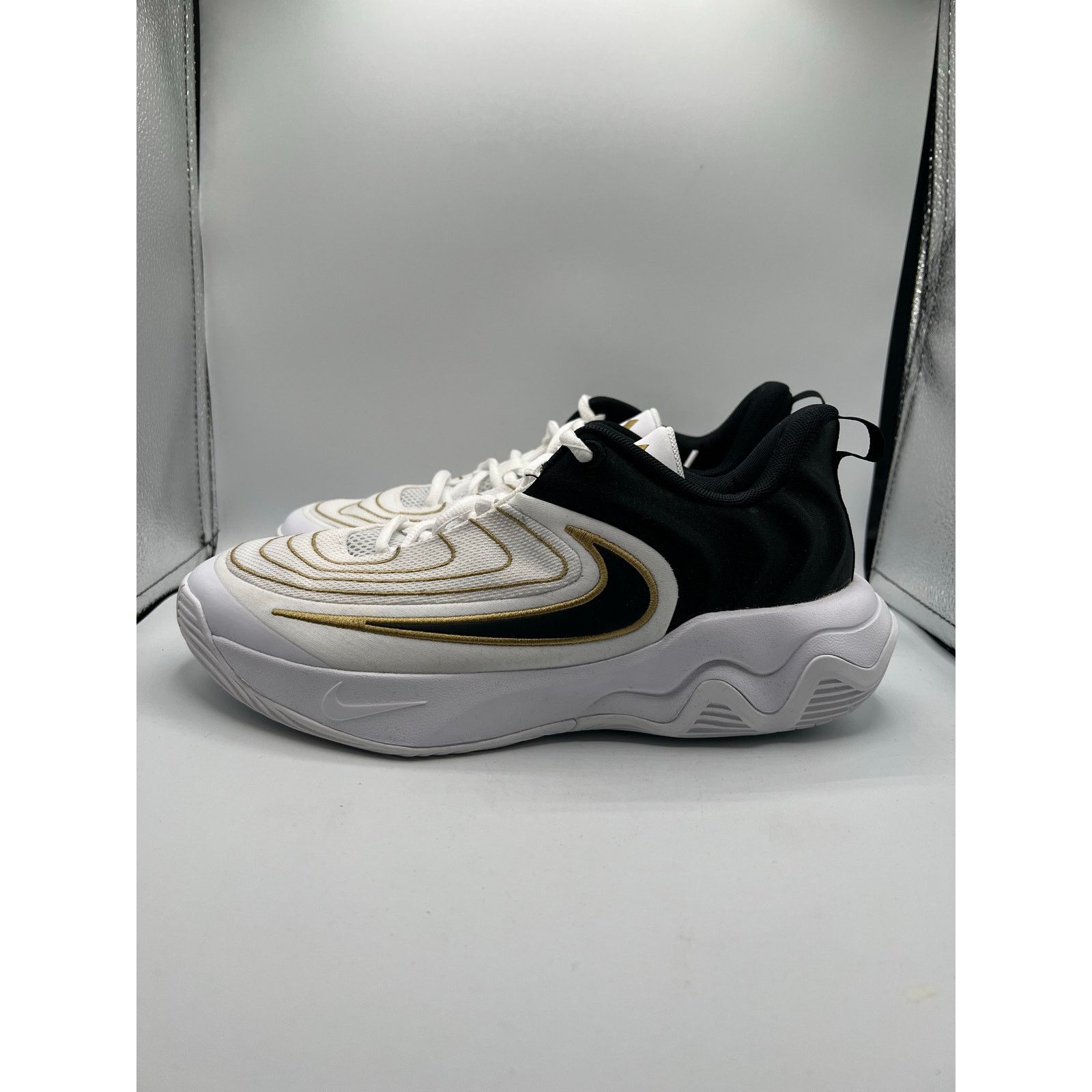 Nike Nike Giannis Immortality 4 (GS) “Championship” size 5Y Size US 5 / EU 37 - 1 Thumbnail