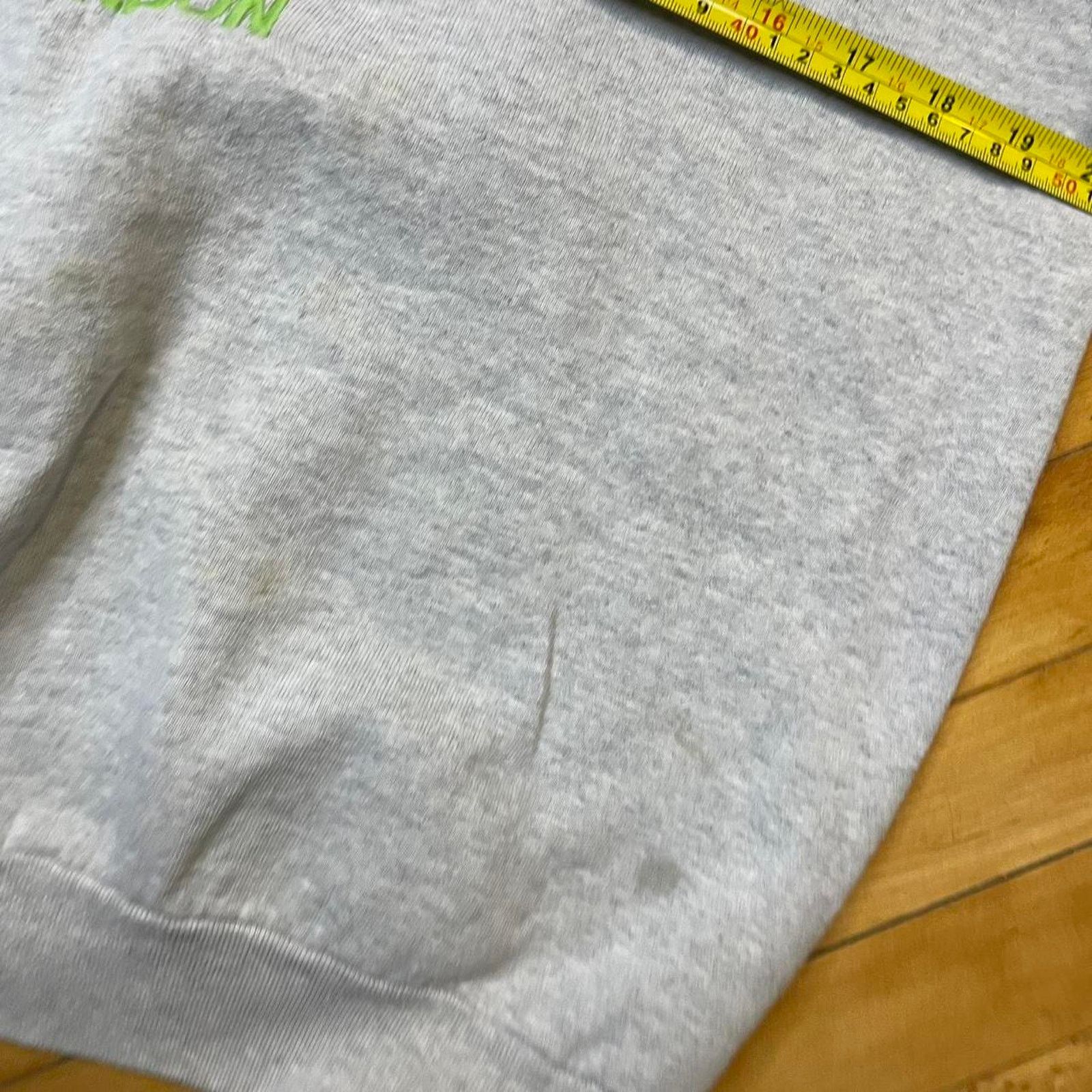 Hard Rock Cafe 90s screen stars Hard Rock Cafe grey sweatshirt size M Size US M / EU 48-50 / 2 - 5 Thumbnail