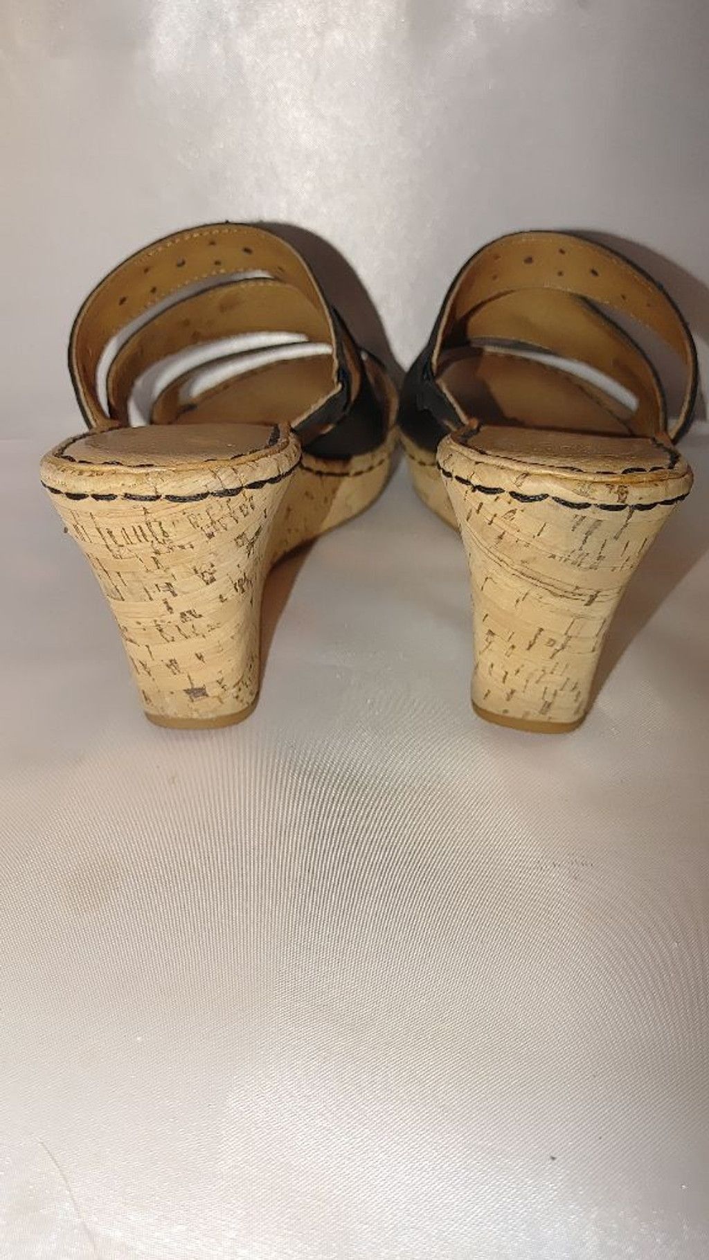Born Born Marjorie Leather Cork Wedge Sandals Size 6 Size US 6 / IT 36 - 7 Thumbnail