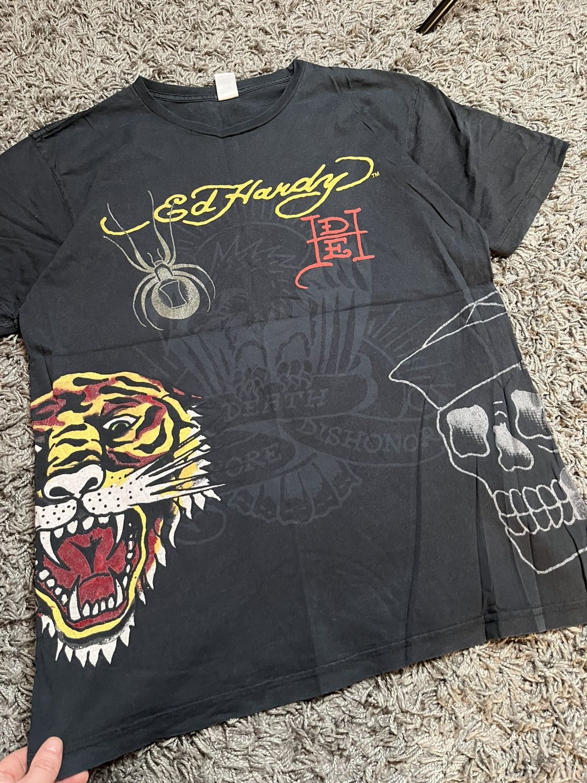 Ed Hardy Vintage Ed Hardy Y2K Graphic Tee - Tiger, Spider & Skull Size US L / EU 52-54 / 3 - 3 Thumbnail