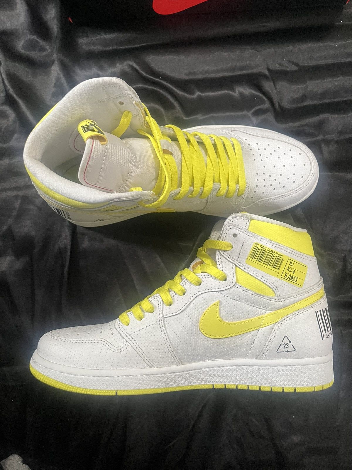 Jordan Brand Jordan 1 First class Flight Size US 10.5 / EU 43-44 - 2 Thumbnail