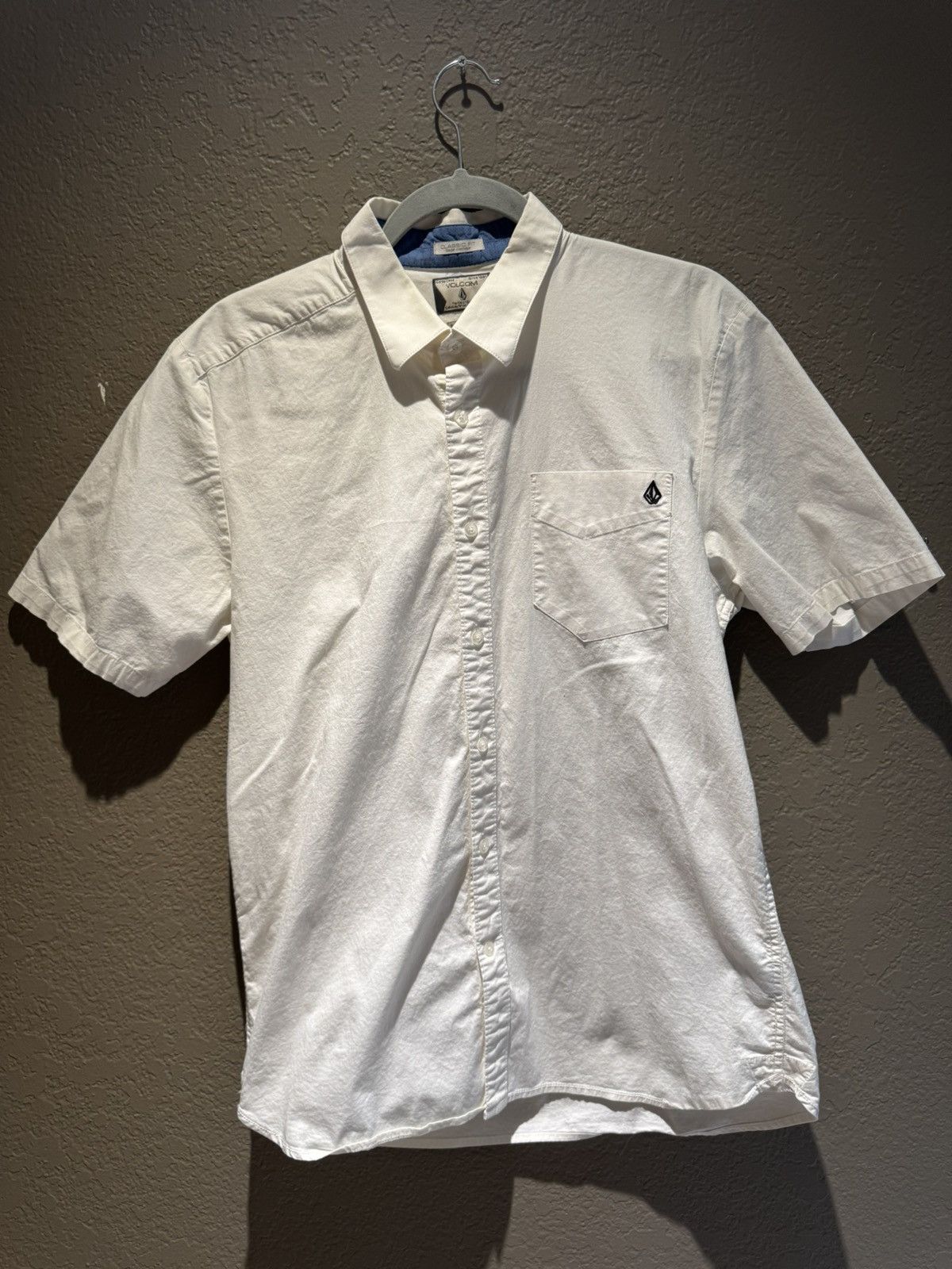 Volcom 00s Volcom White Asymmetric Stitch Button Up Medium Size US M / EU 48-50 / 2 - 1 Thumbnail