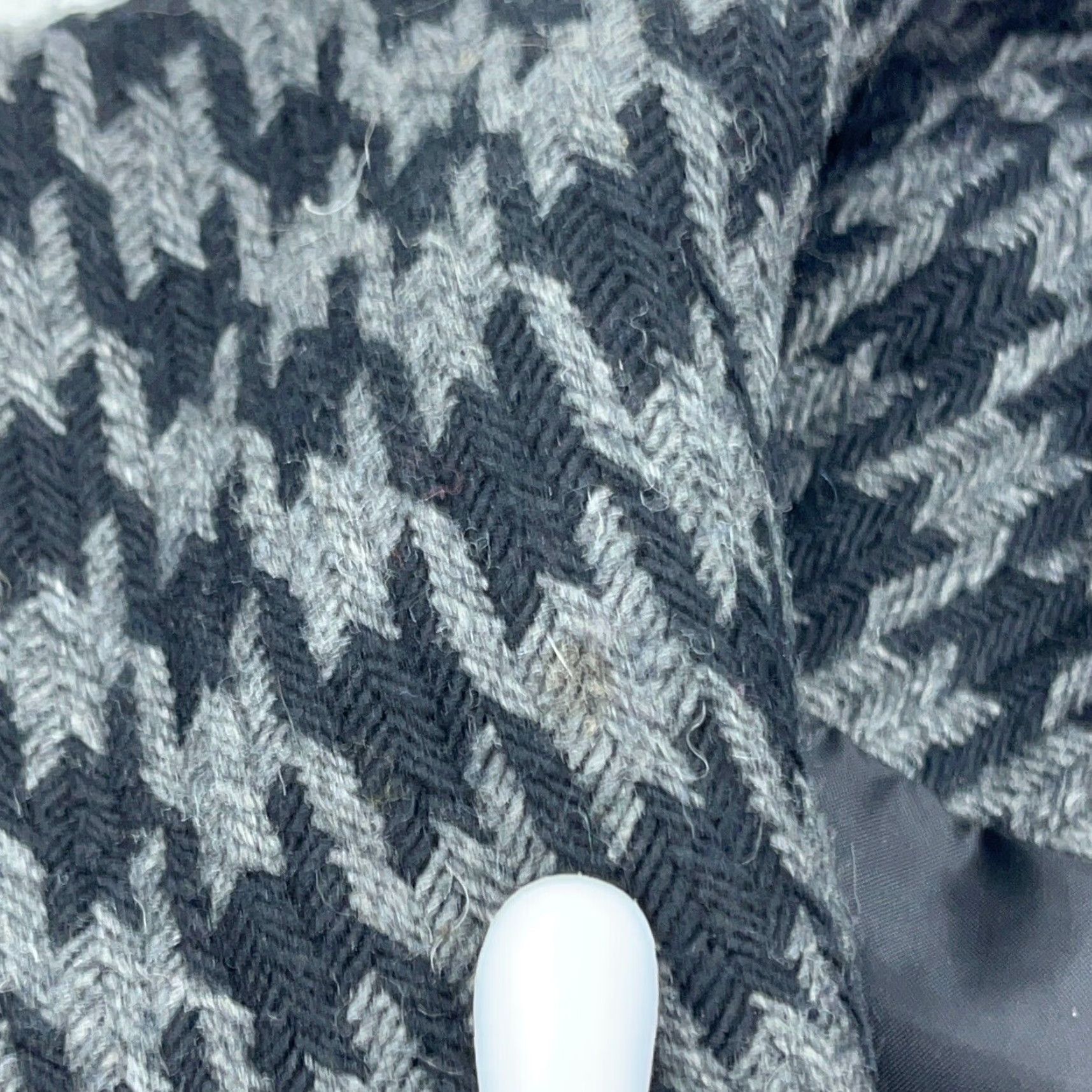 Guess Guess Coat Women Small Black Gray Houndstooth Wool Blend Pea Coat Belted Jacket Size S / US 4 / IT 40 - 5 Thumbnail