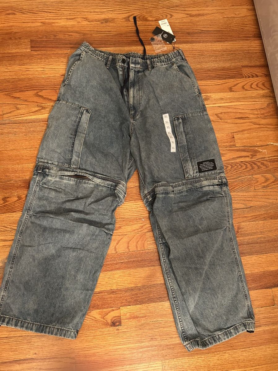 カーゴパンツ GU x Undercover Denim Convertible Wide Cargo Pants Dark Gray Denim Convertible Wide Pants UNDERCOVER | GU US