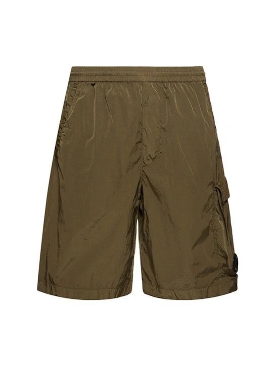 C.P. Company o1lsvrm0425 Chrome-R Cargo Shorts in Green Size US 36 / EU 52 - 1 Thumbnail