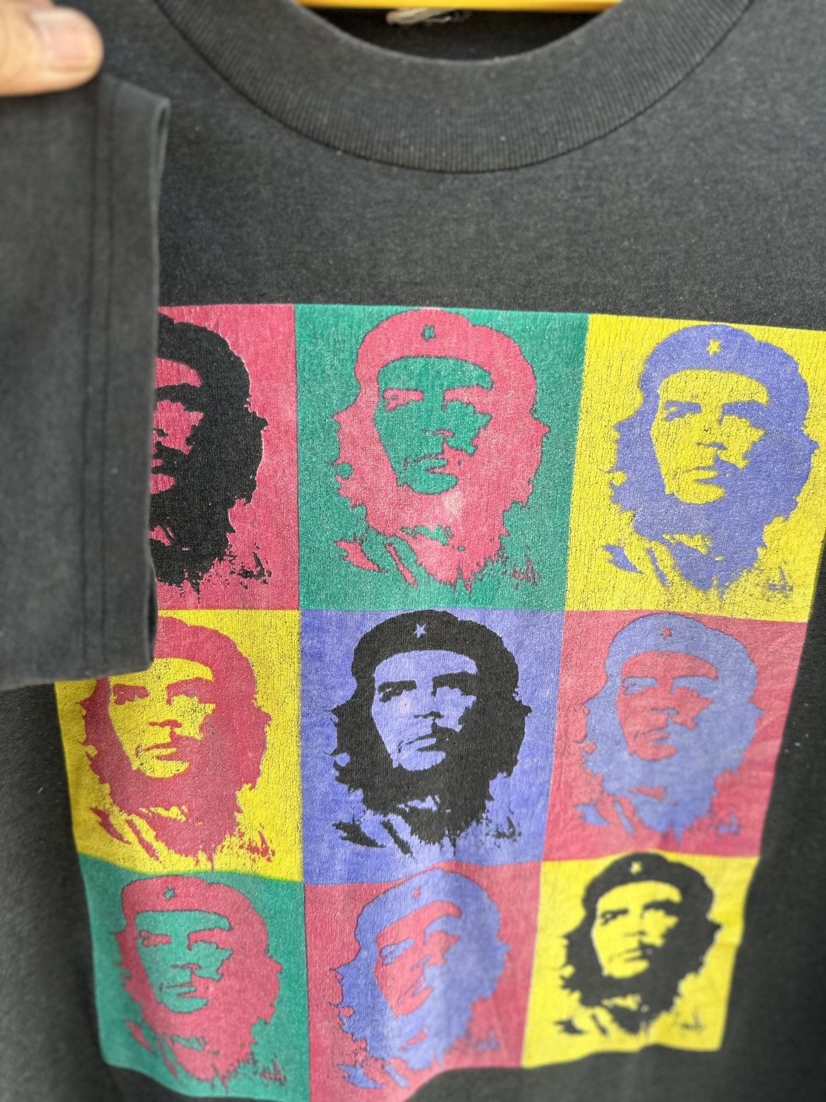 Band Tees Thrashed Vintage 90s Mosquitohead Che Guevara Andy Warhol T Size US S / EU 44-46 / 1 - 4 Thumbnail