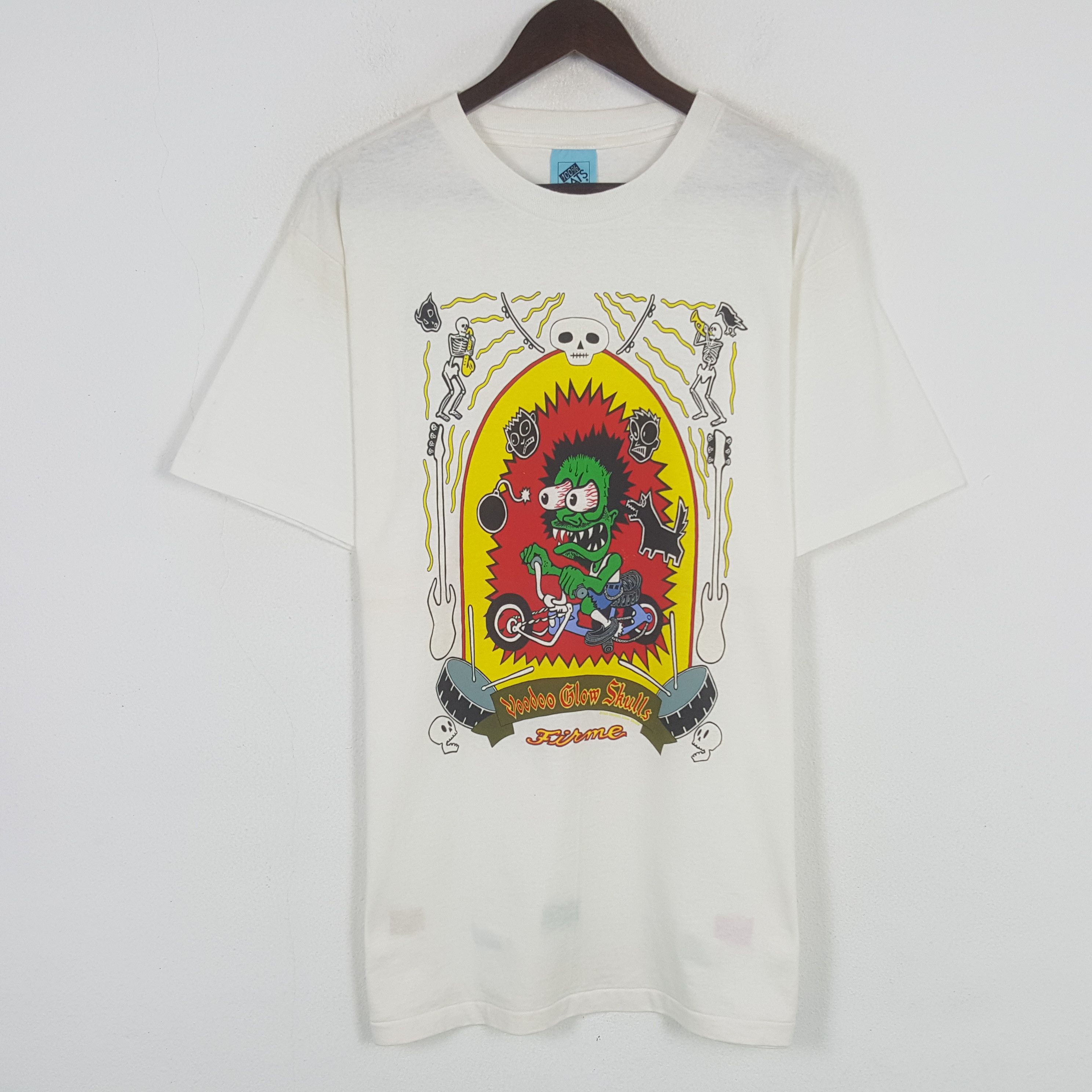 Band Tees × Vintage Vintage Vodoo Glow Skulls American Band T-shirt Size US L / EU 52-54 / 3 - 1 Thumbnail