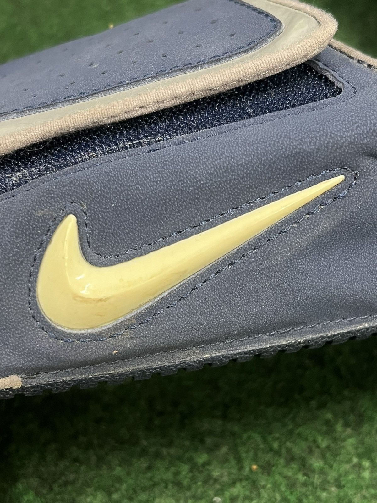 Nike Vintage Y2K Nike Swoosh Slides Size US 11 / EU 44 - 6 Thumbnail