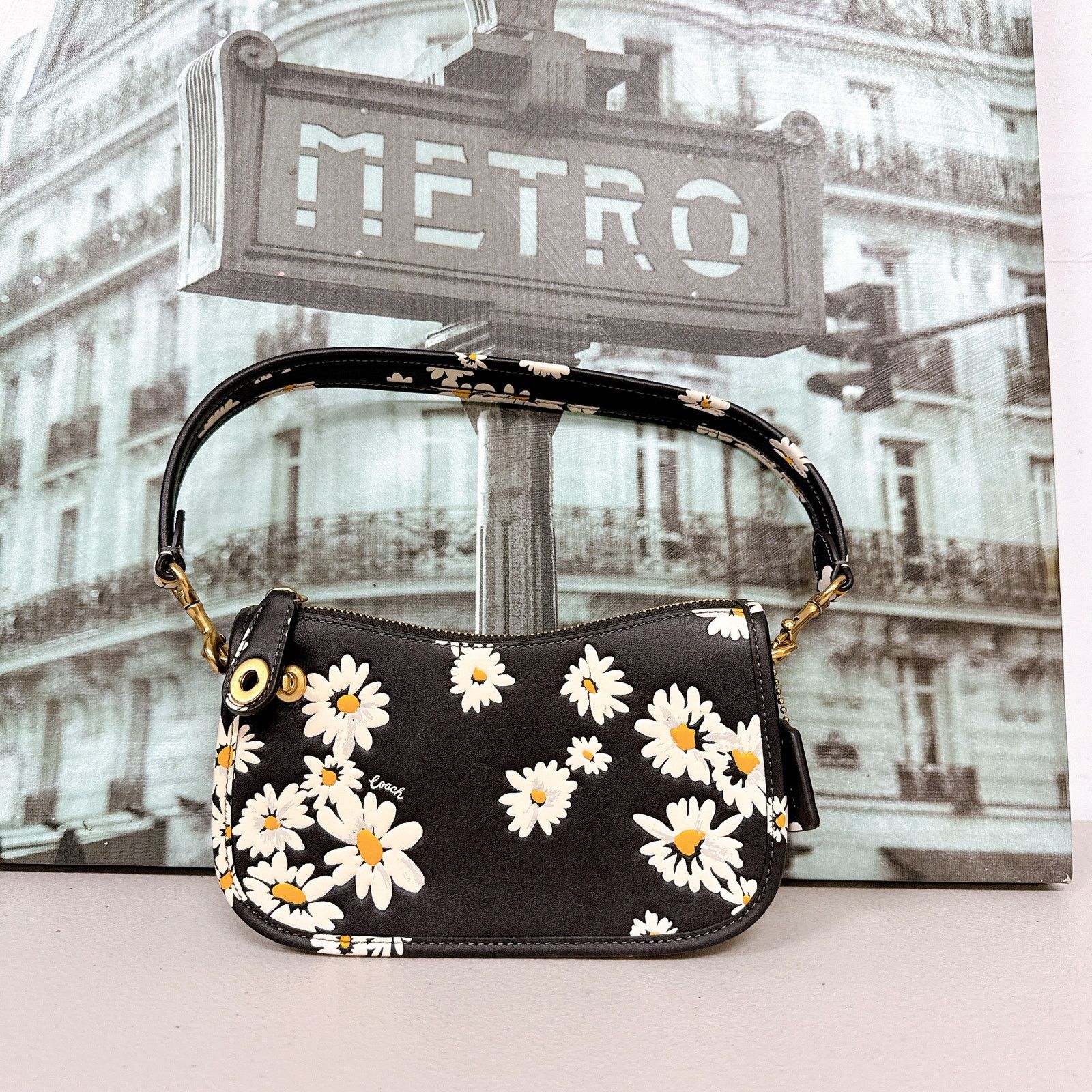 Coach Coach CR509 Swinger Bag 20 Floral Print Glovetanned Black Size ONE SIZE - 3 Thumbnail