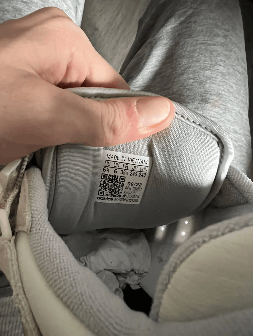 Adidas Bad Bunny x Adidas Forum Low Buckle White Beige W US 6 1/2 Size US 6.5 / IT 36.5 - 8 Thumbnail