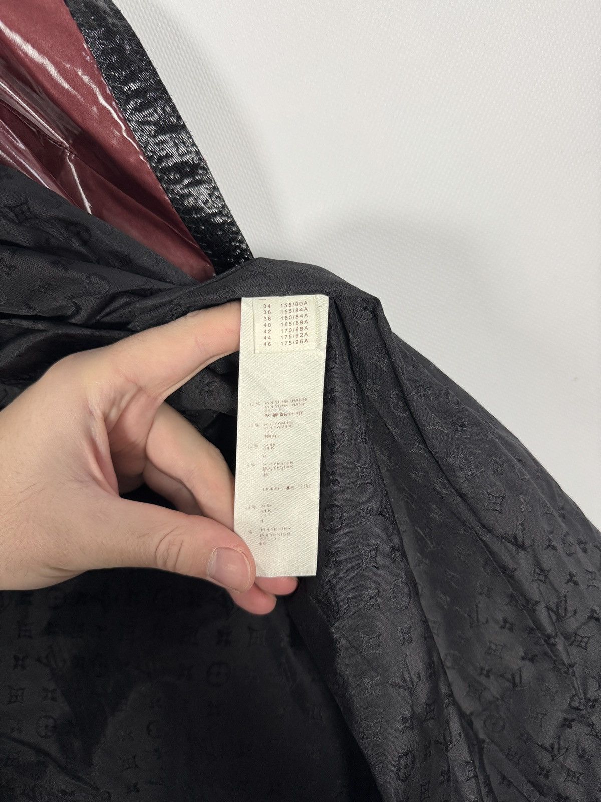 Louis Vuitton Louis Vuitton Vintage Glossy Coated Trench Jacket Belted Size S / US 4 / IT 40 - 10 Thumbnail