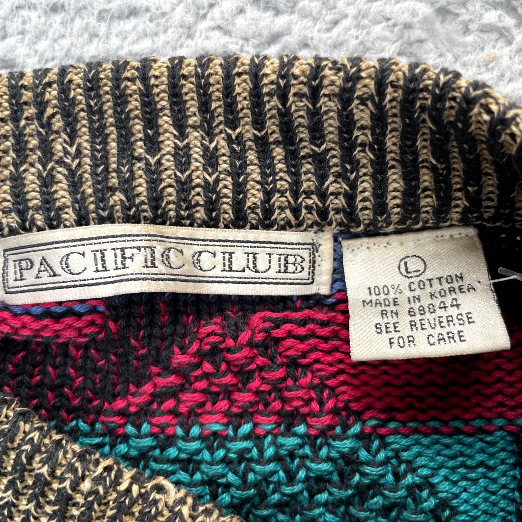 Vintage VINTAGE Pacific Club Sweater Mens Large Red Geometric Knit 90s Cotton Grandpa Size US L / EU 52-54 / 3 - 4 Thumbnail