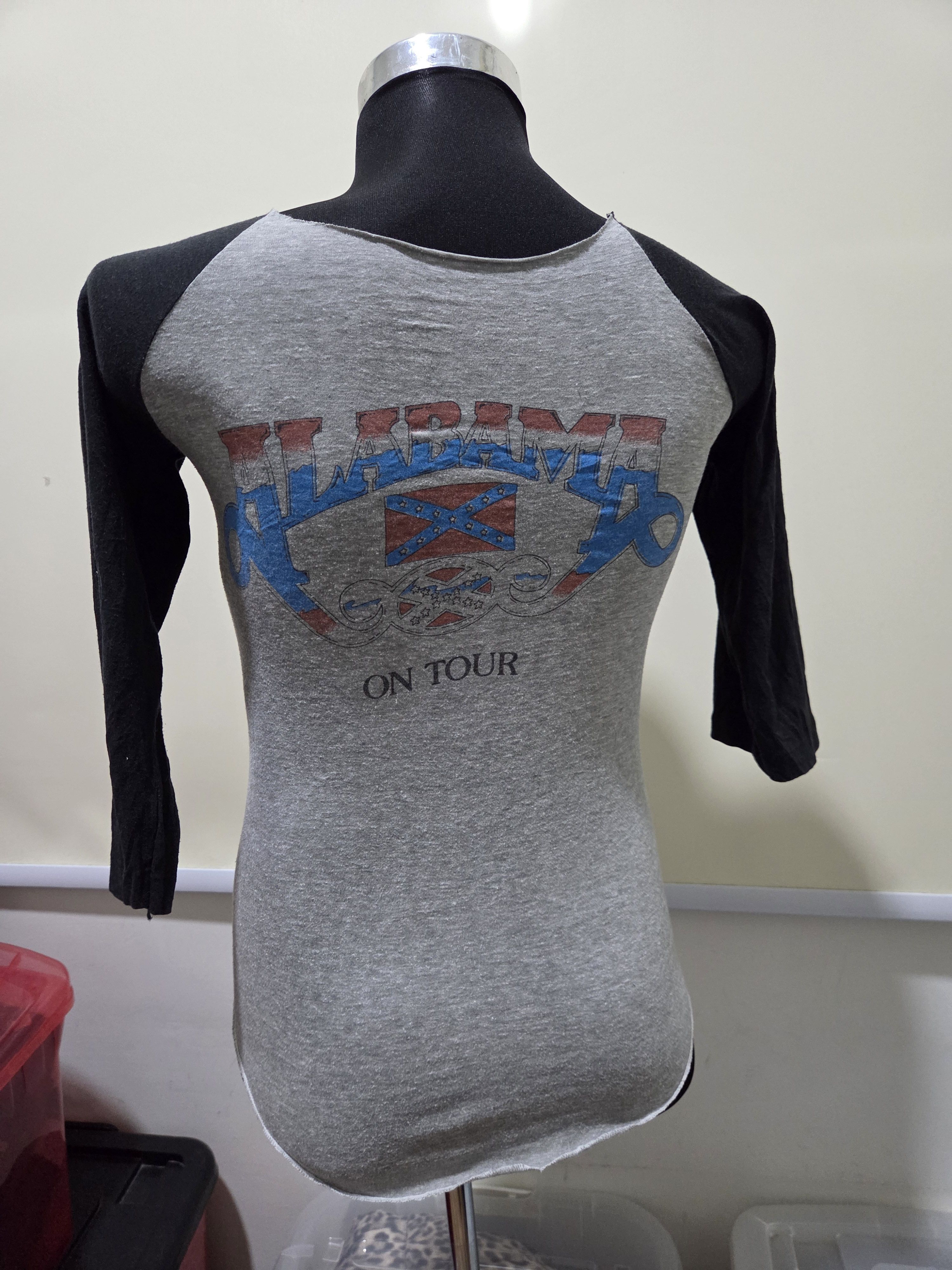 Band Tees True Vintage 80s Country Rock Band Alabama On Tour T Shirt Size S / US 4 / IT 40 - 3 Thumbnail