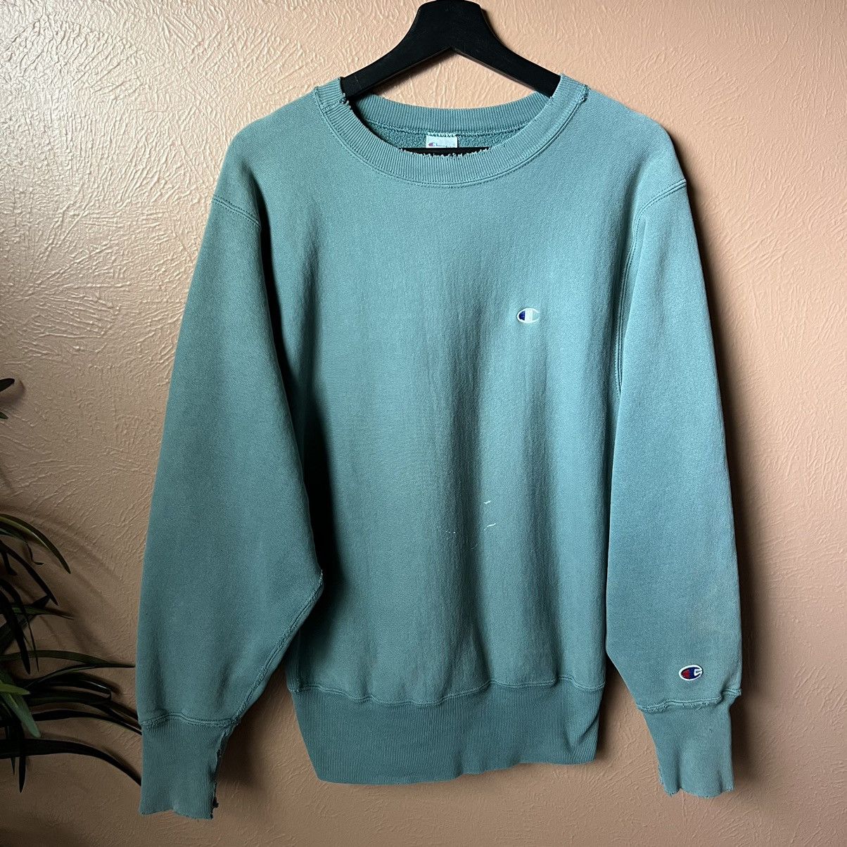 Champion sweater teal 90s hotsell