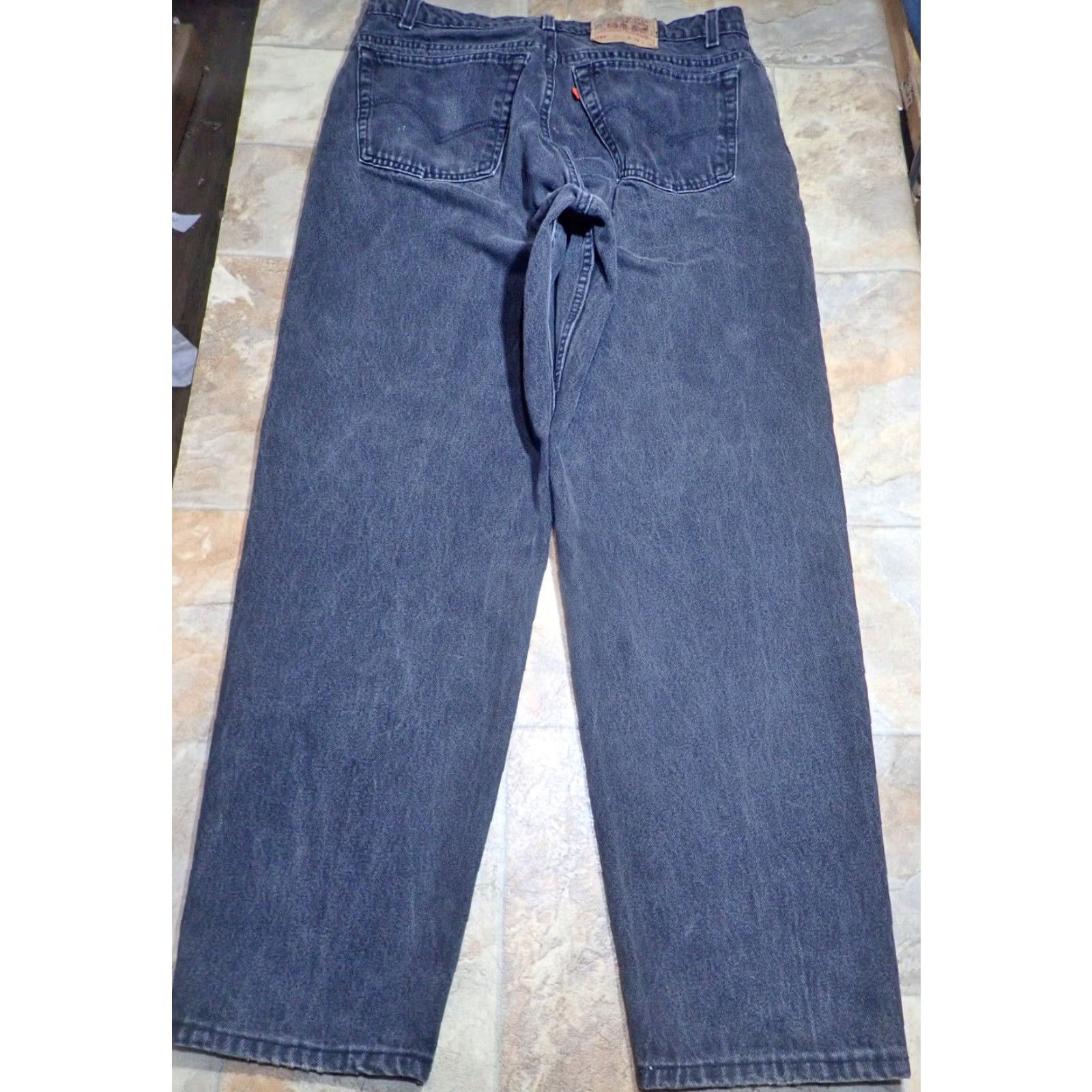 Levi's VINTAGE Levi's 560 Relaxed Fit Jeans 38x31 Black Denim | 90s USA Classic Men's Tapered Relaxed Fit, Dark Wash, Made in USA Size US 38 / EU 54 - 3 Thumbnail