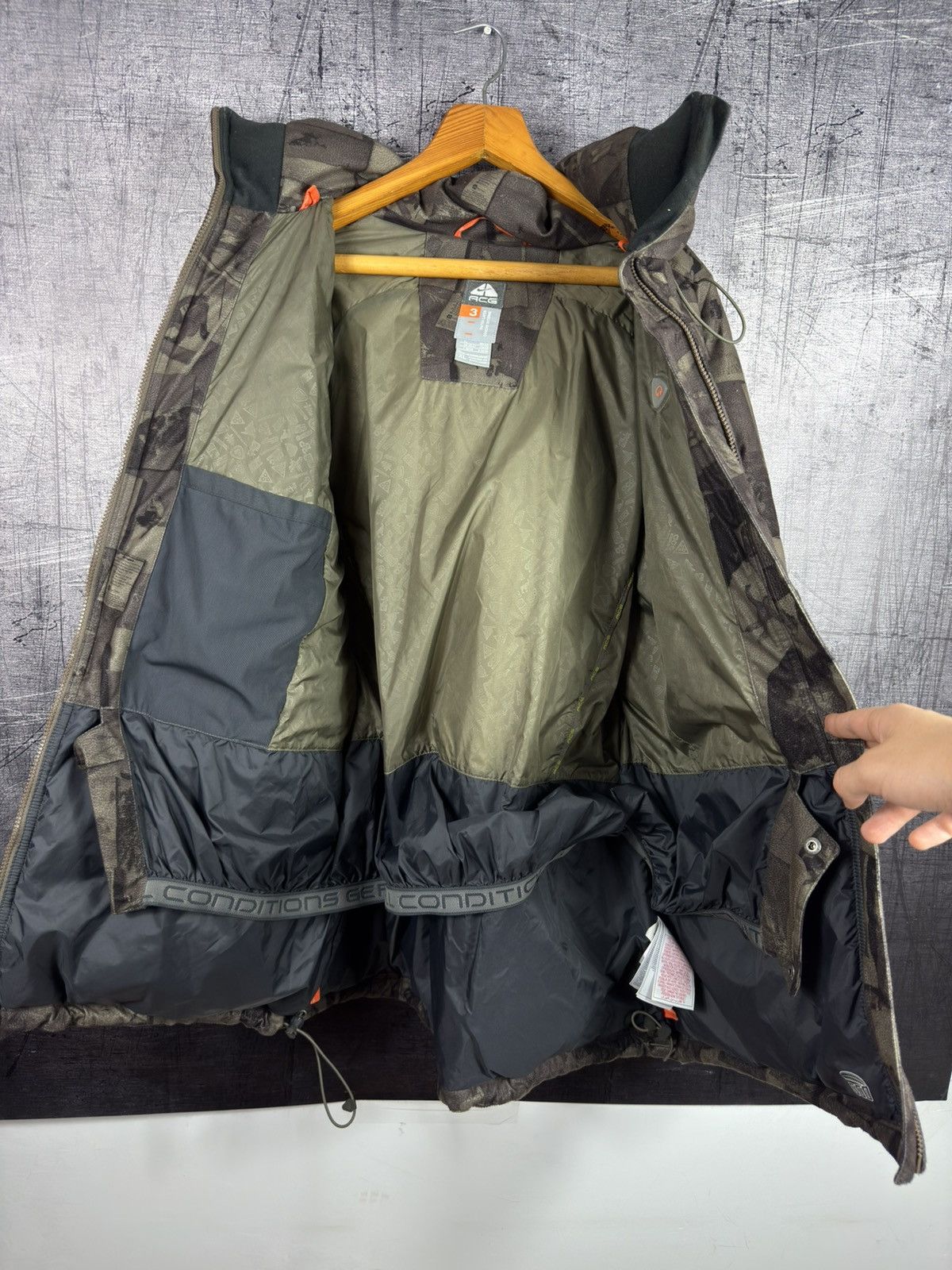 Nike ACG RARE Vintage Nike acg 550 down puffer tech down jacket gorp Size US XL / EU 56 / 4 - 16 Thumbnail