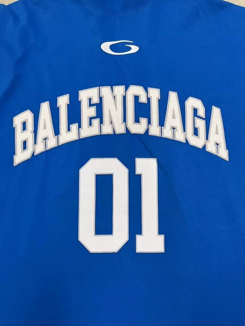 Balenciaga Balenciaga Basketball Collection Monogrammed Crew Neck Sho Size US S / EU 44-46 / 1 - 3 Thumbnail