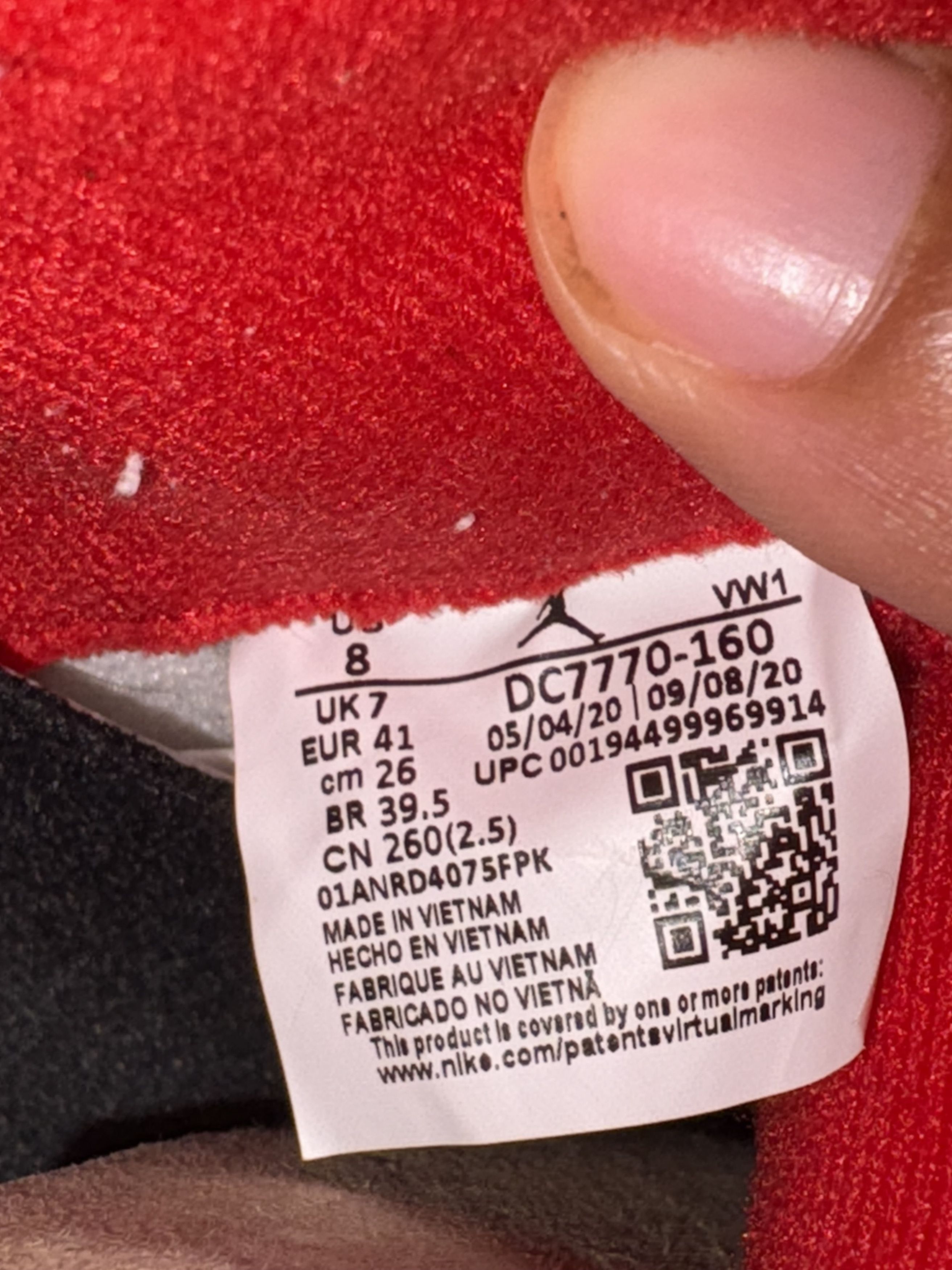 Jordan Brand Air Jordan 4 Retro OG Fire Red Size US 8 / EU 41 - 11 Thumbnail