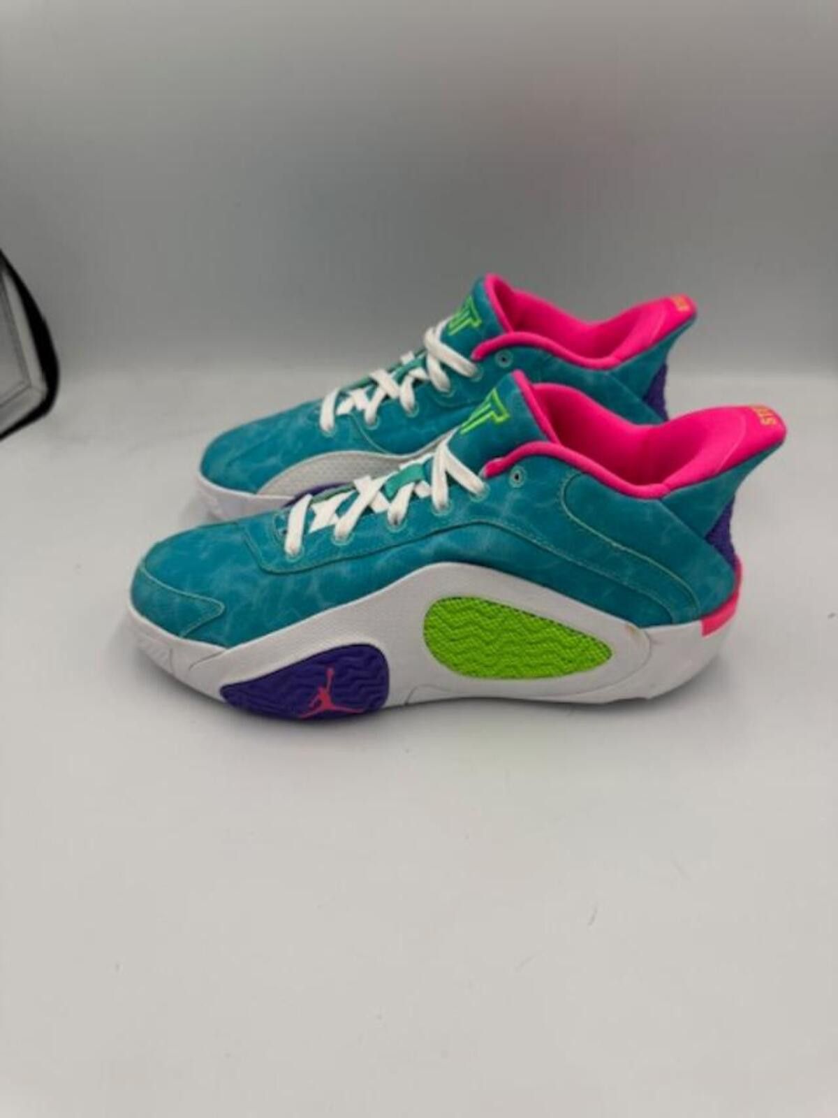 Nike Nike Jordan Tatum 2 Wave Runner -New - Youth 5/W6.5 Size US 5 / EU 37 - 1 Thumbnail