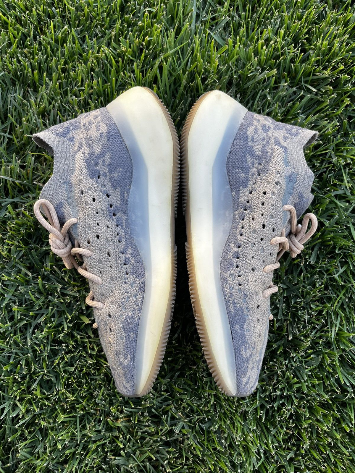 Adidas Yeezy 380 Mist Size US 9.5 / EU 42-43 - 10 Thumbnail