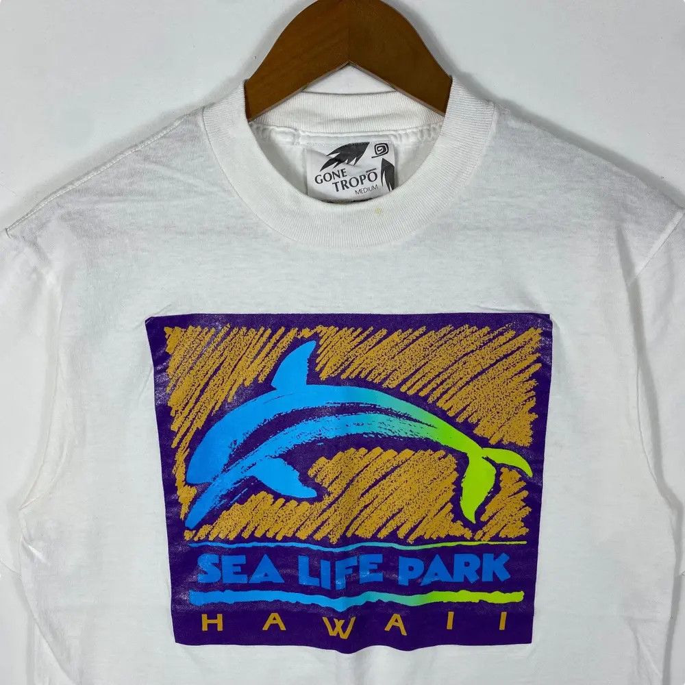 Vintage Vintage 90's SEA LIFE PARK Hawaii Dolphin Graphic Tee Shirt Size US M / EU 48-50 / 2 - 2 Thumbnail