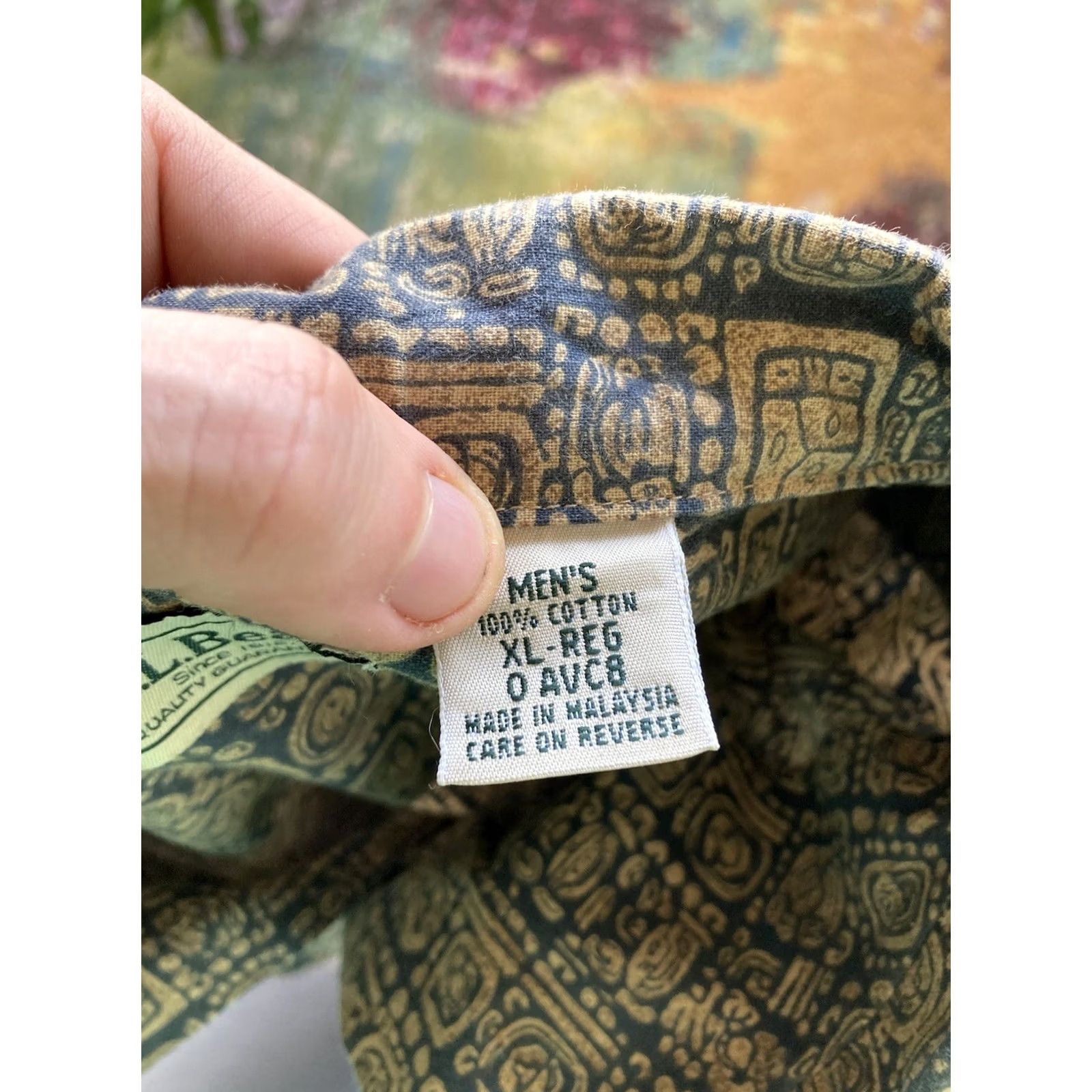 Vintage LL Bean Mens XL Button Up Shirt Tropics Camp Southwest Hawaiian Aztec Collar Casual Size US XL / EU 56 / 4 - 7 Thumbnail