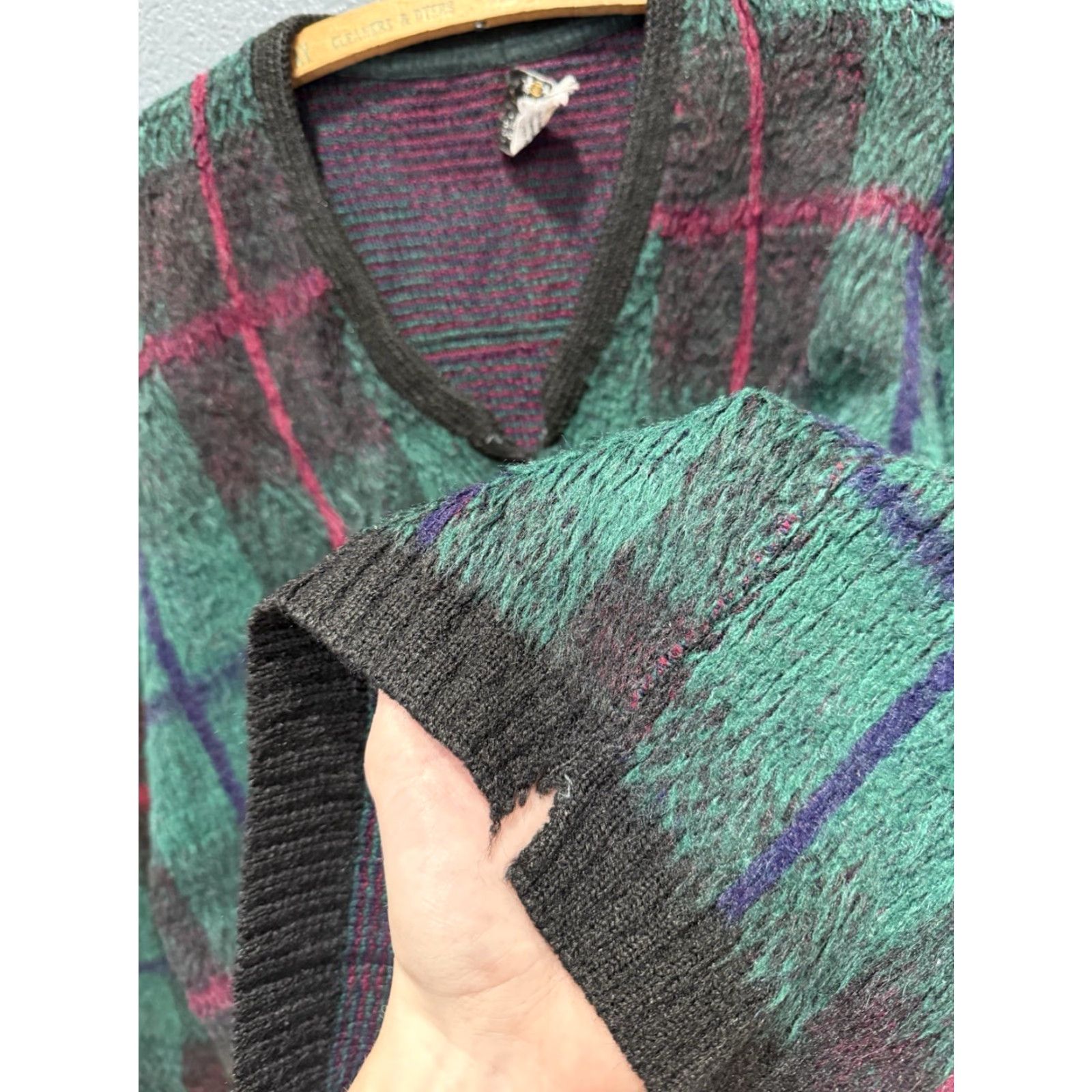 Vintage VINTAGE Campus Mohair Plaid Sweater N Neck Mens L USA Made Size US L / EU 52-54 / 3 - 4 Thumbnail