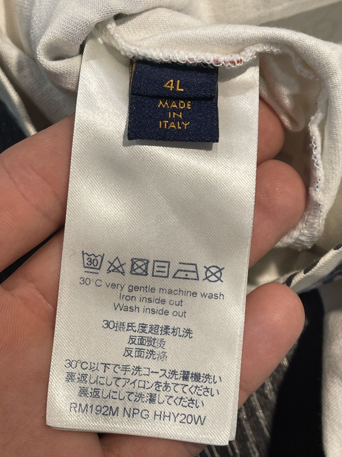 Louis Vuitton Size 4L - Louis Vuitton Black Cotton Allover Logos Printed Size US XXL / EU 58 / 5 - 7 Thumbnail