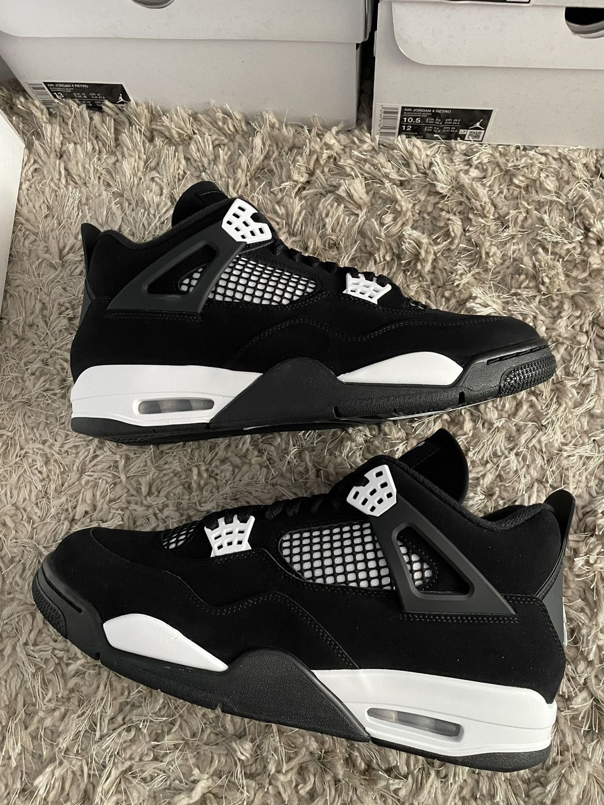Jordan Brand Jordan 4 White Thunder Size US 11.5 / EU 44-45 - 2 Thumbnail
