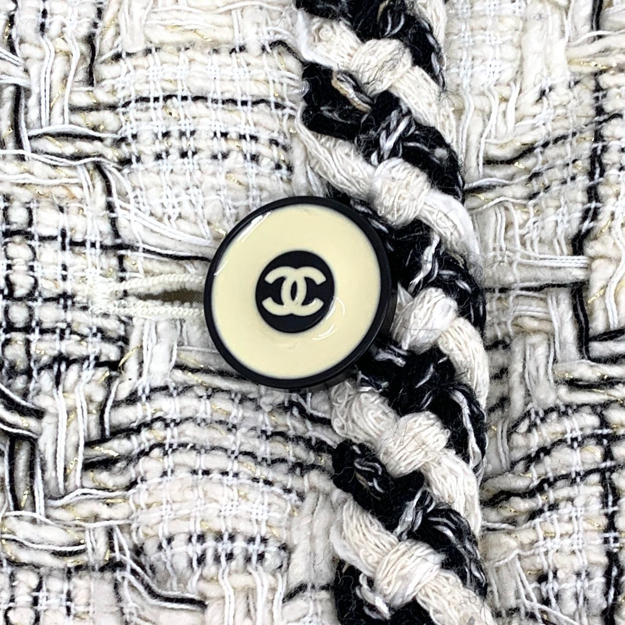Chanel Chanel Beige Tweed Skirt With Braided Trim & Tassel Detail S Size 34" / US 12 / IT 48 - 5 Thumbnail
