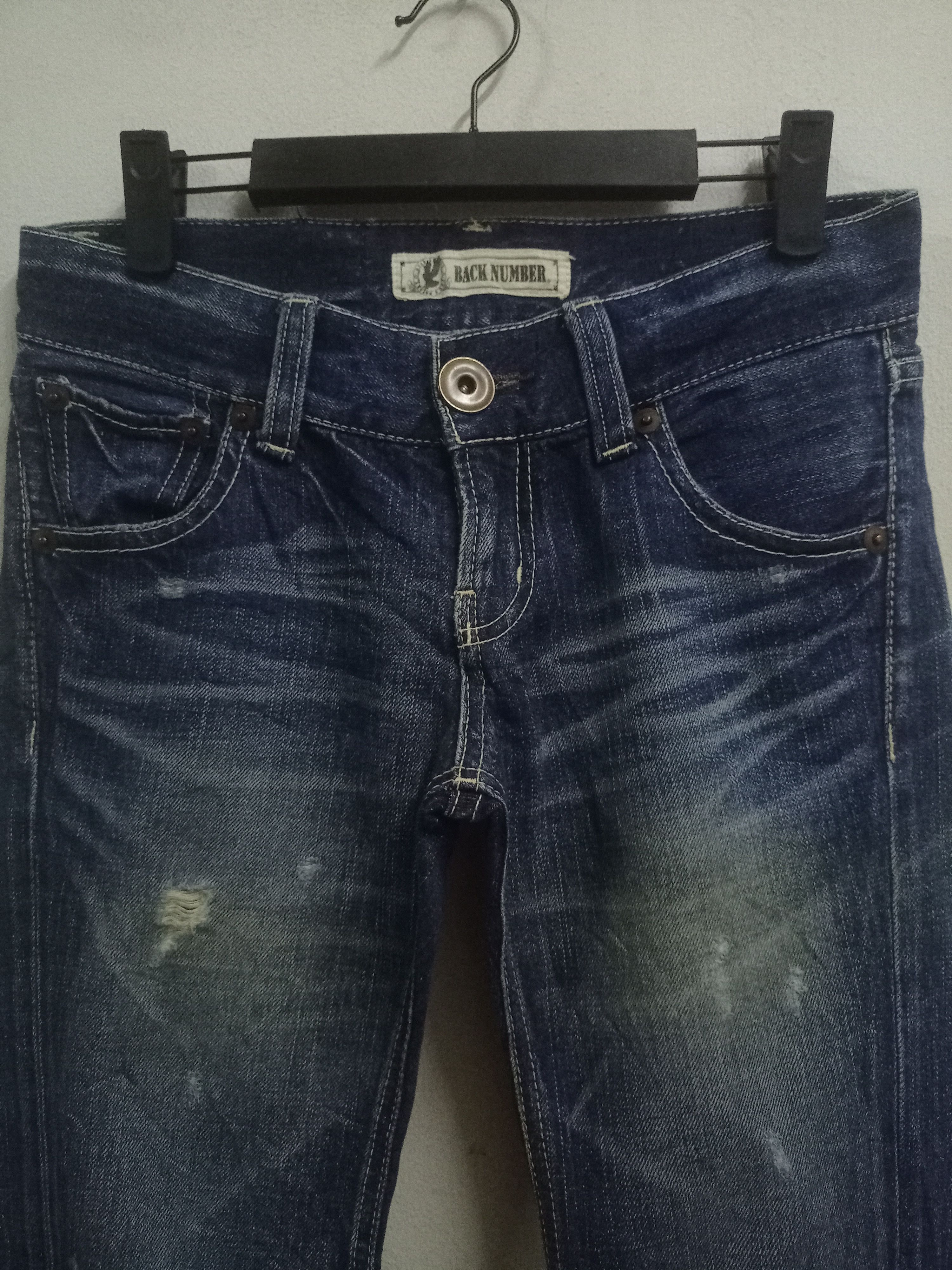 Japanese Brand Vintage Back Number Blue Wash Distressed Curve Leg Jeans Size 28" / US 6 / IT 42 - 4 Thumbnail