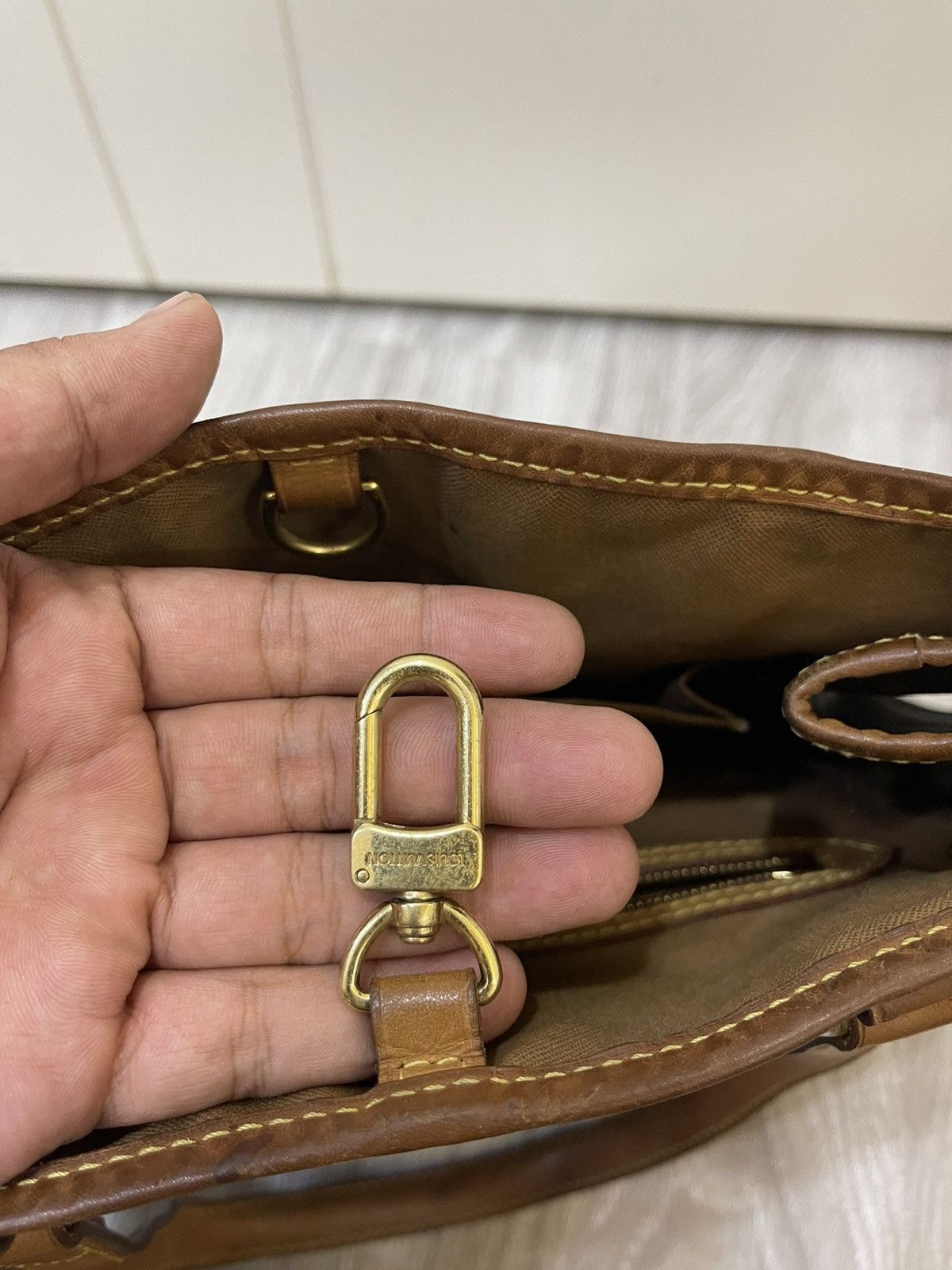 Louis Vuitton Louis Vuitton Batignolles leather handbag Size ONE SIZE - 4 Thumbnail